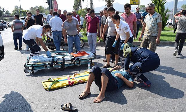 Yağ dökülen yolda motosiklet devrildi kasksız sürücü yaralı Gündem