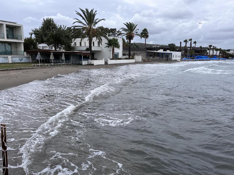 Bodrum Da Kuvvetli R Zgar Bal K Tekneleri Hasar G Rd Yelkenli