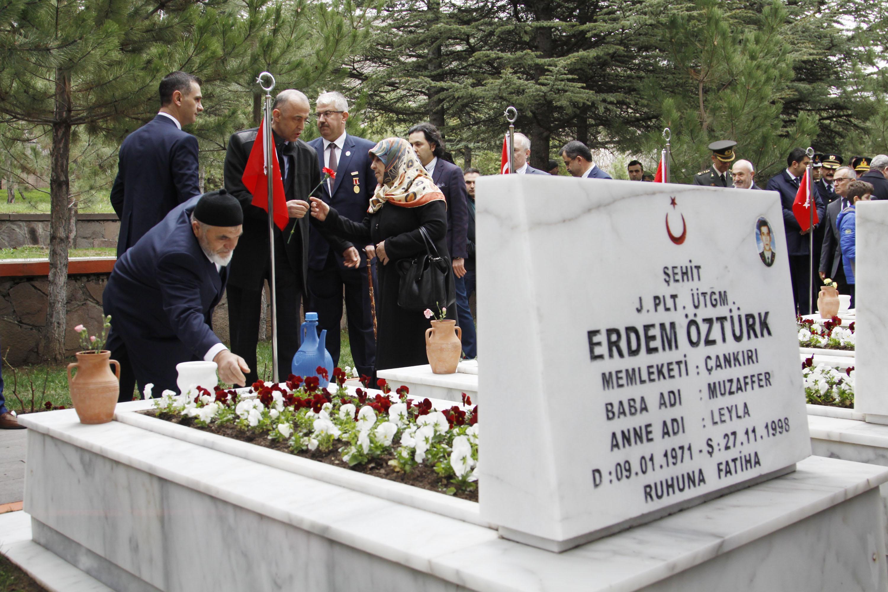 Çanakkale Deniz Zaferi yurt genelinde kutlandı