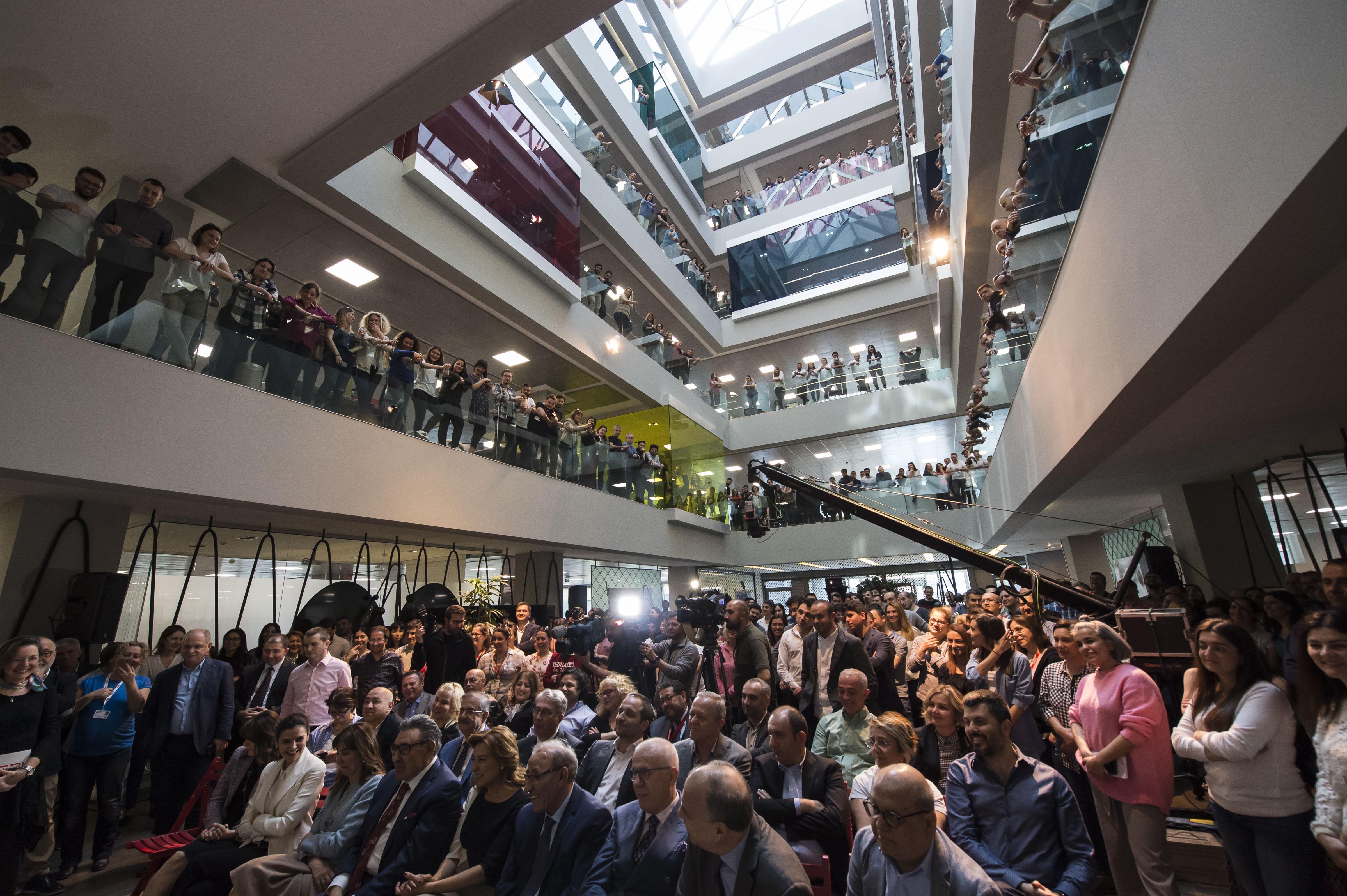 Doğan Holding Onursal Başkanı Aydın Doğan, Doğan Medyaya veda etti