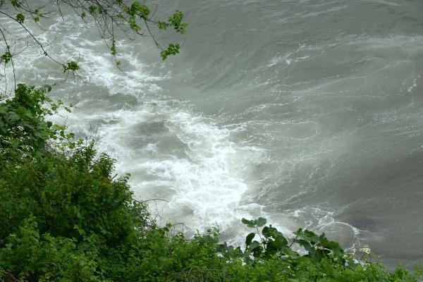 Karadeniz’de dalgalardan elektrik üretilecek