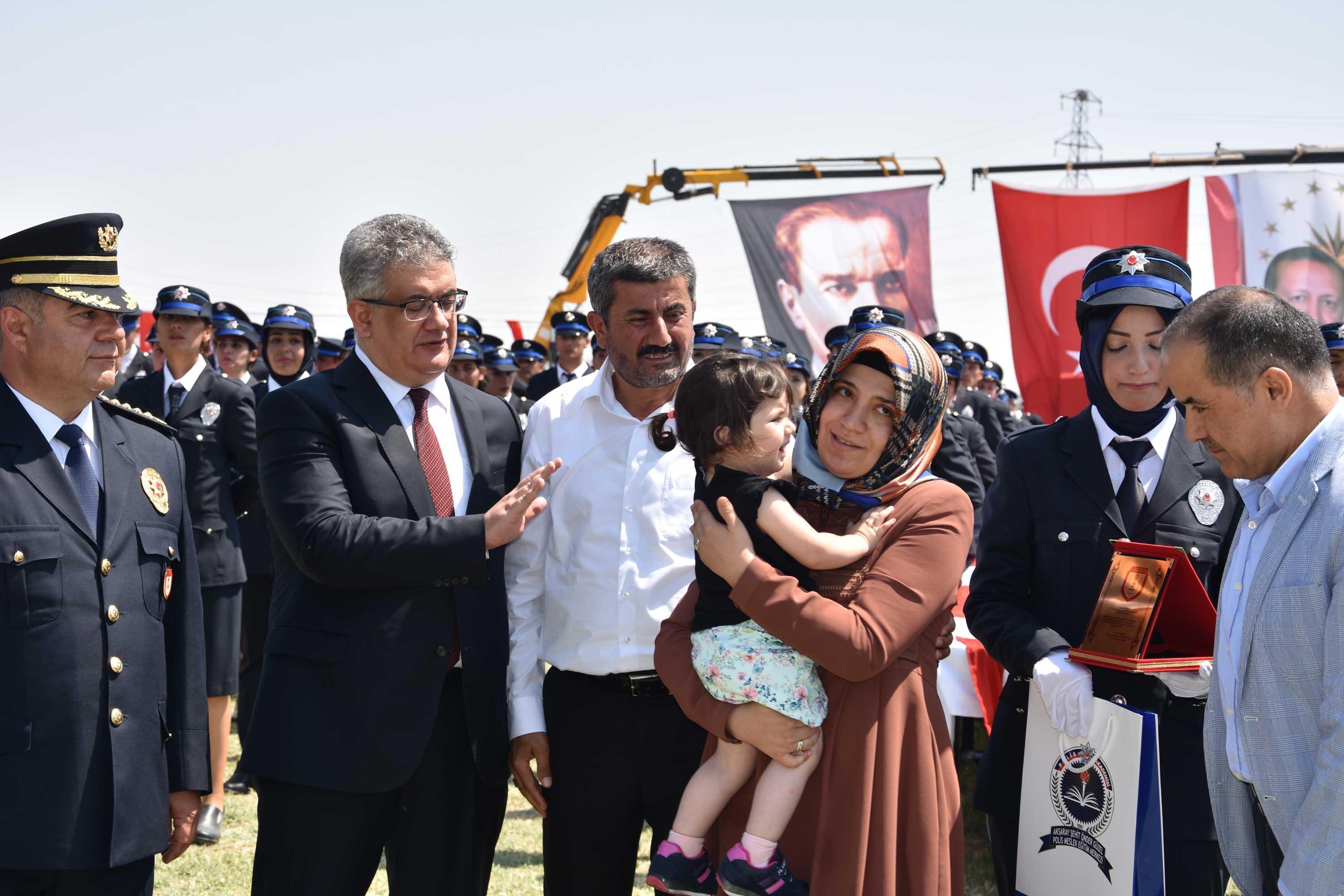 15 Temmuz şehidi polisin eşi de polis oldu