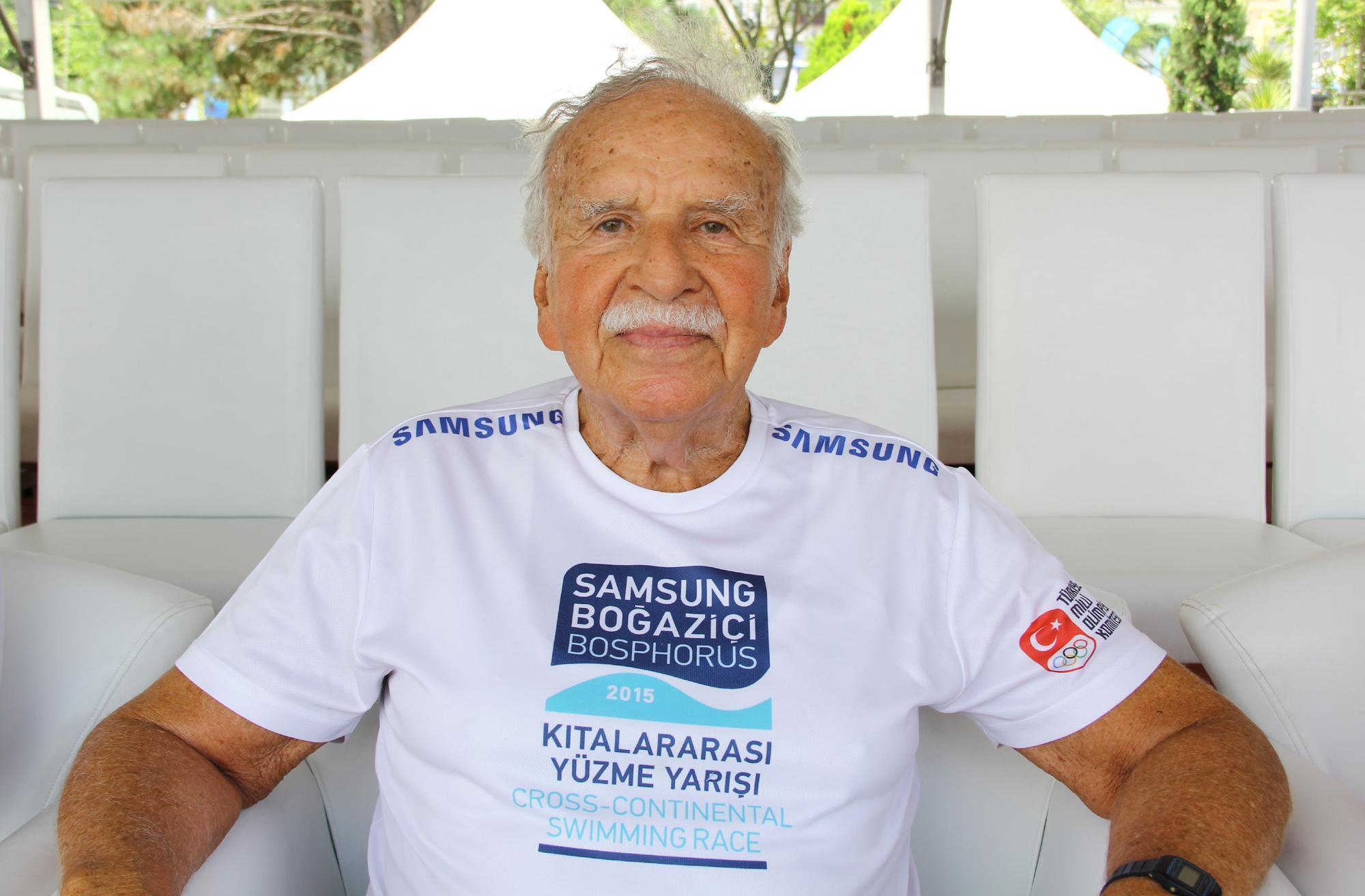 89 yaşında Boğaziçi Kıtalararası Yüzme Yarışı’na katılıyor