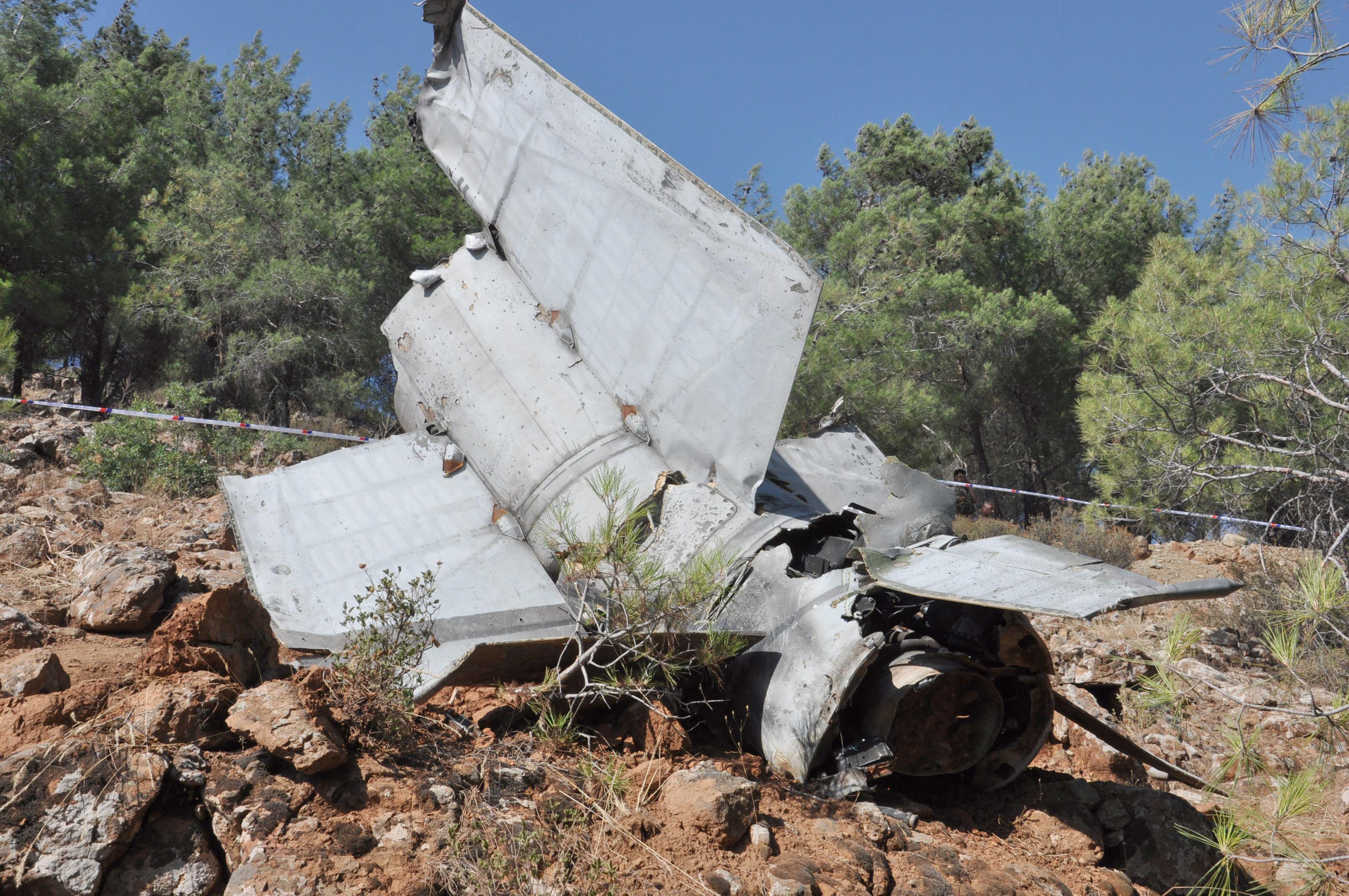 Nurdağındaki S-200 balistik füze parçasını Tubitak inceleyecek