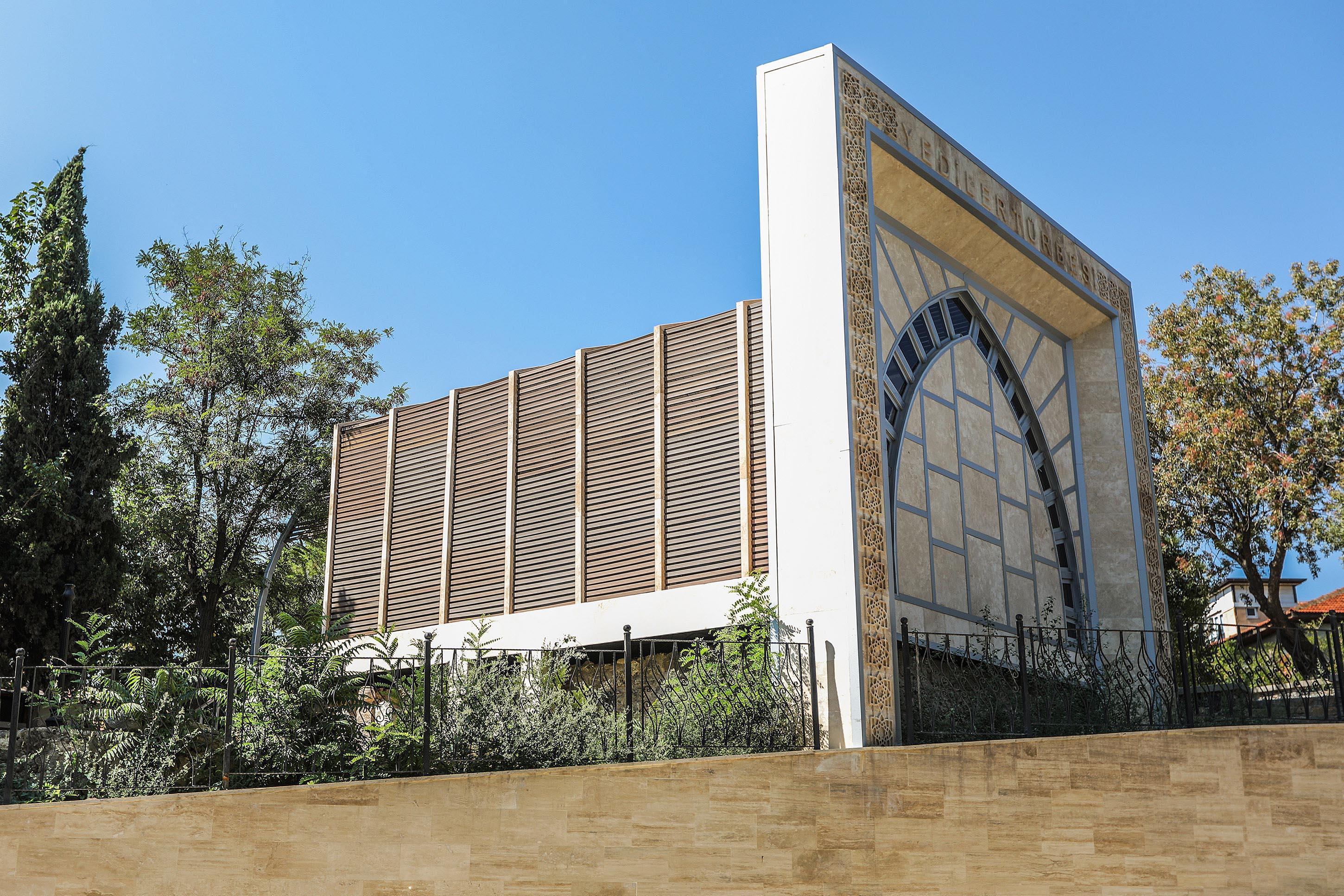 Yediler Türbesi restorasyonu tamamlandı