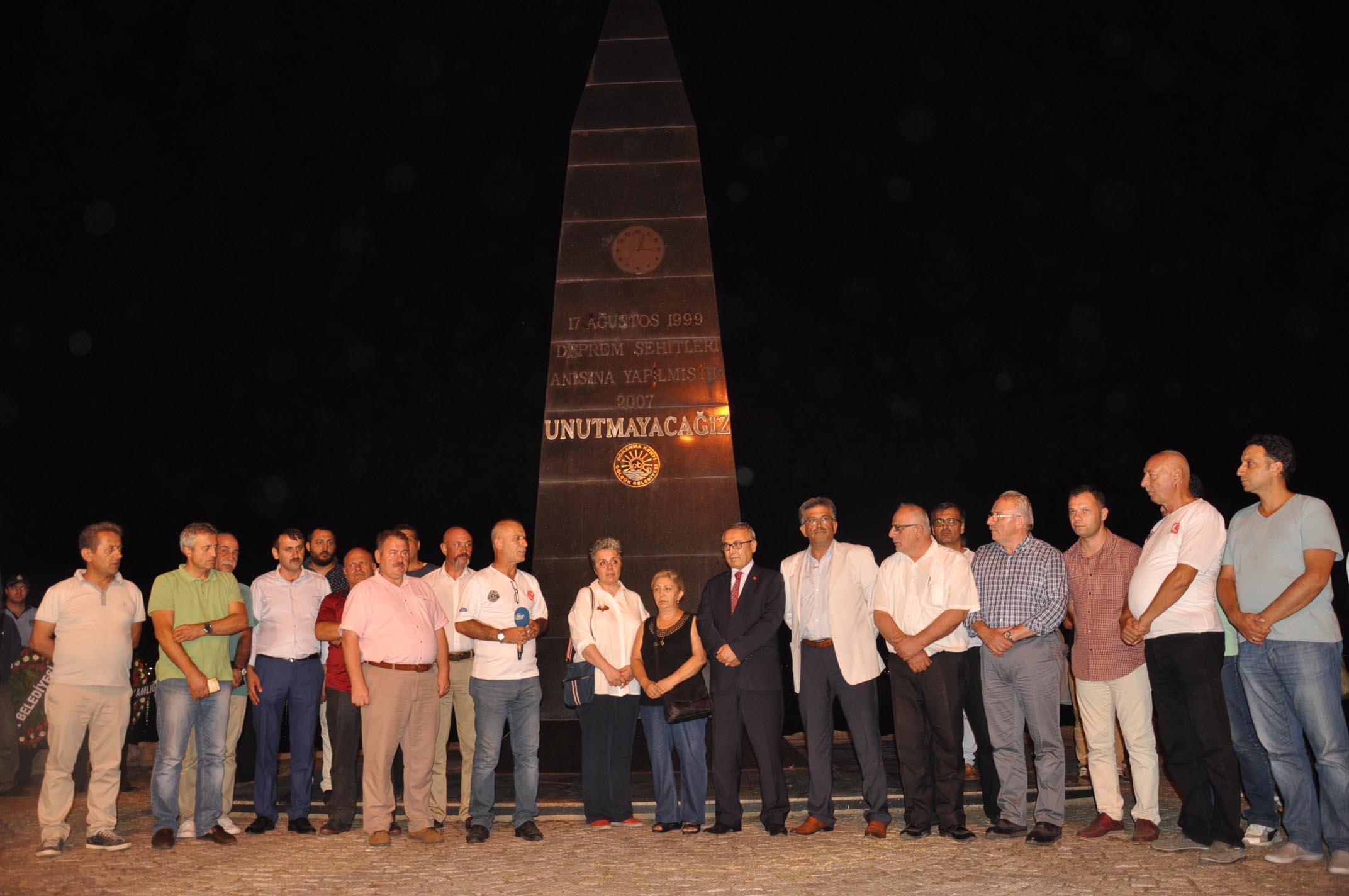 Adapazarında saatler 03.02yi gösterdiğinde gözyaşları sel oldu