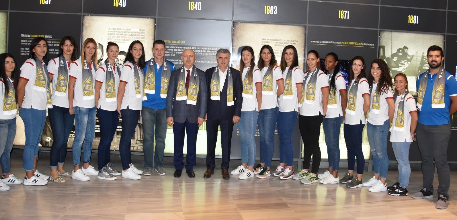 PTT Sporda imzalar atıldı