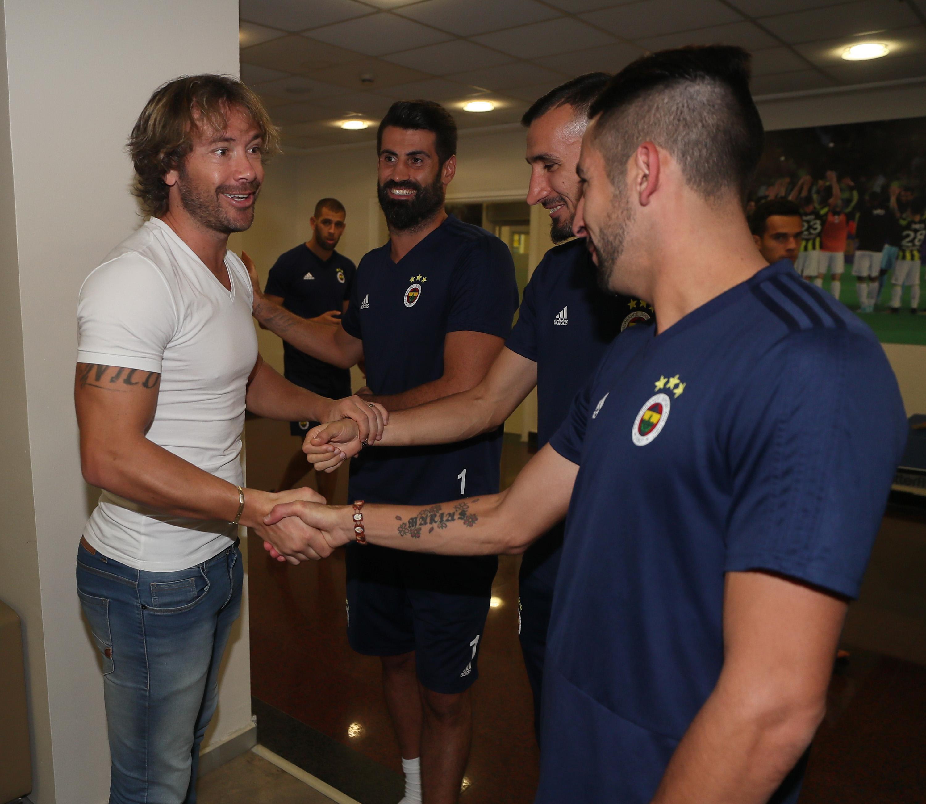 Diego Lugano, Fenerbahçeyi ziyaret etti
