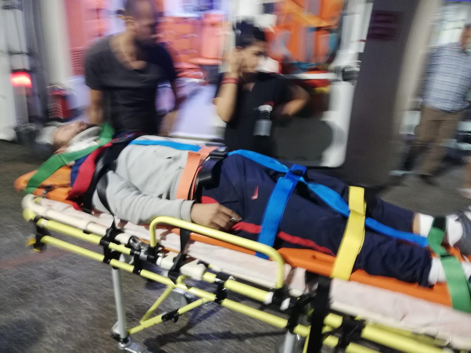 Aydın’da futbolcuları taşıyan otobüs devrildi