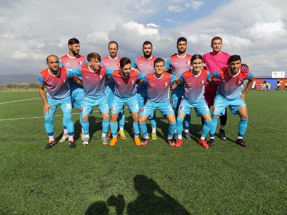 Aydın’da futbolcuları taşıyan otobüs devrildi