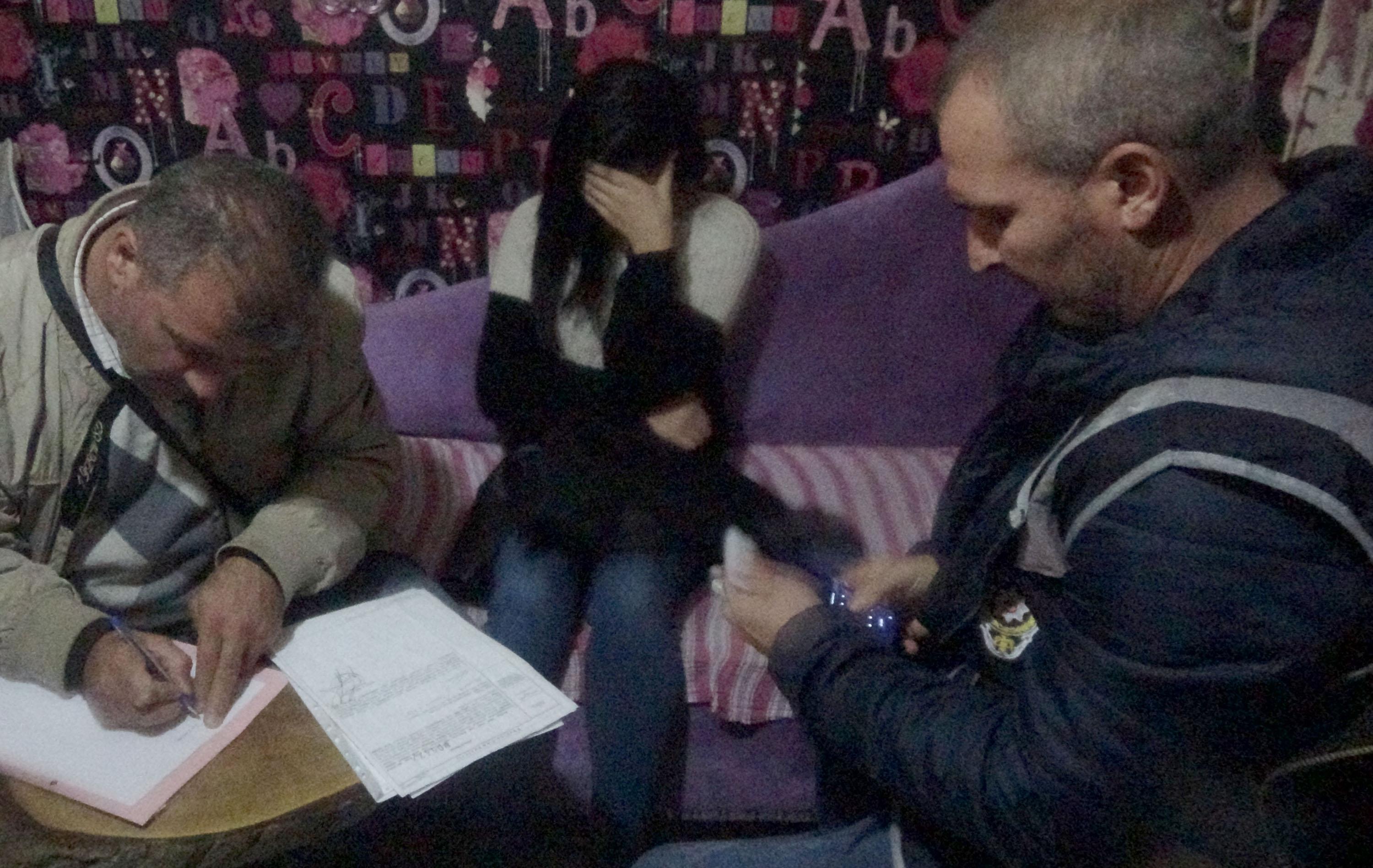 Bursada polisten masaj salonlarına baskın