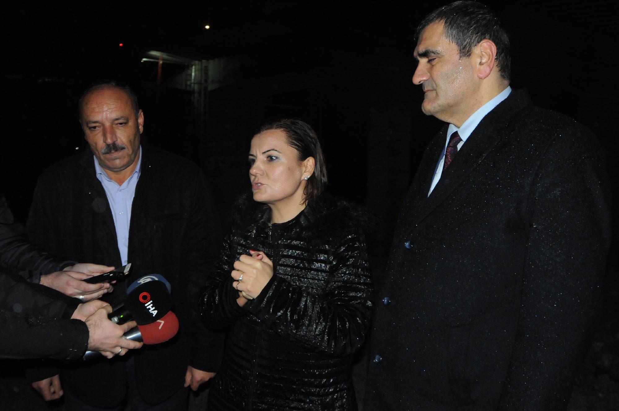 Kuzey Marmara Otoyolunda viyadük çöktü, işçiler enkaz altında kaldı