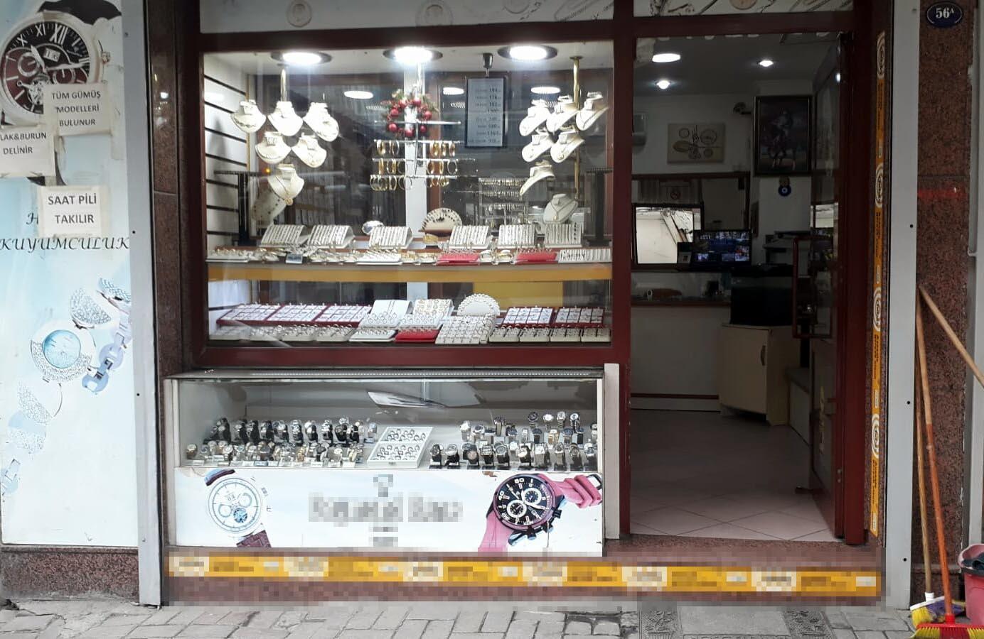 Kuyumcudan 50 bin liralık altın hırsızlığı