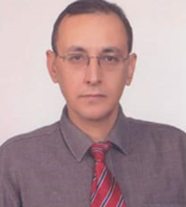 Öğretim görevlisi evinde ölü bulundu