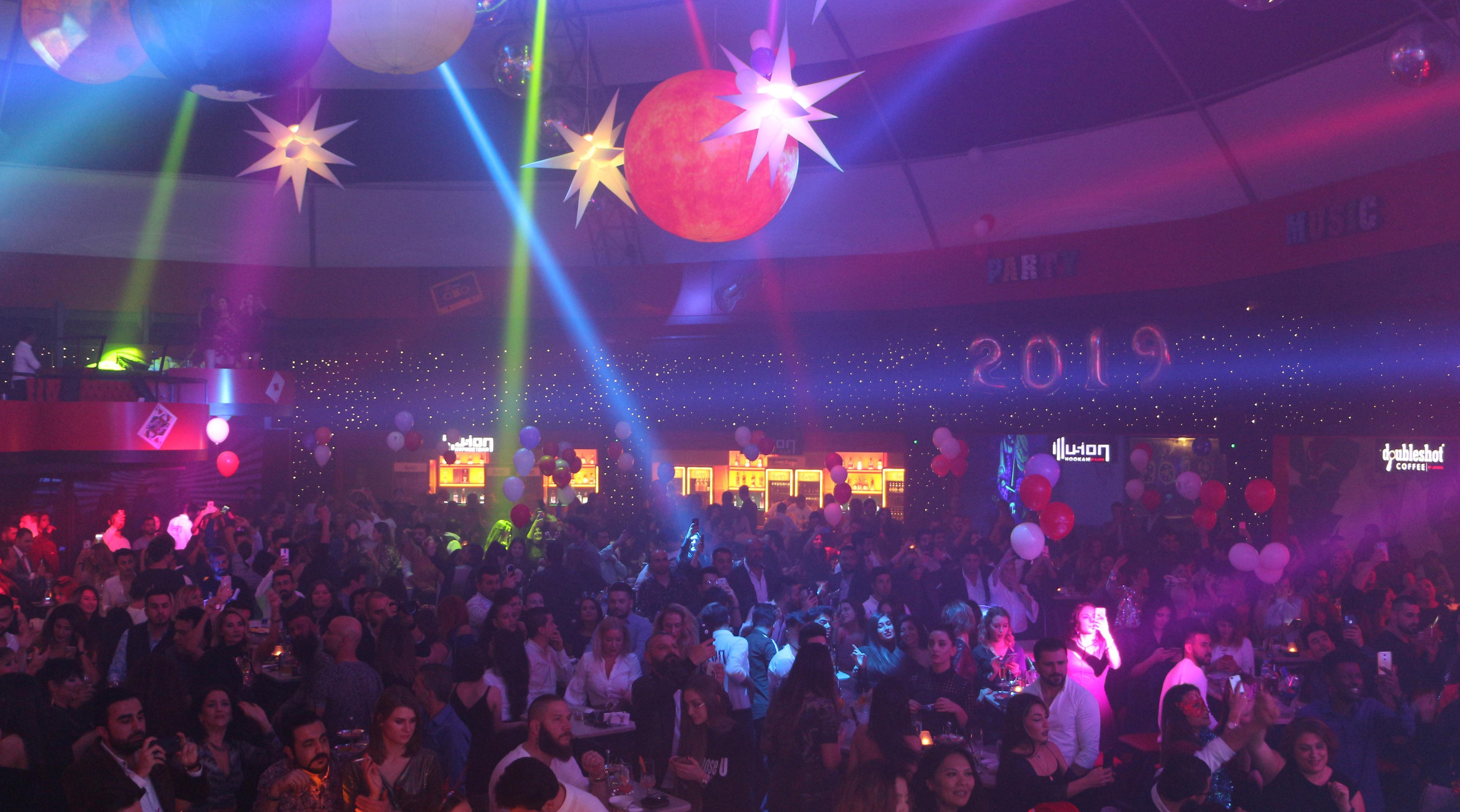 Alanya yeni yıla ünlü DJlerle girdi