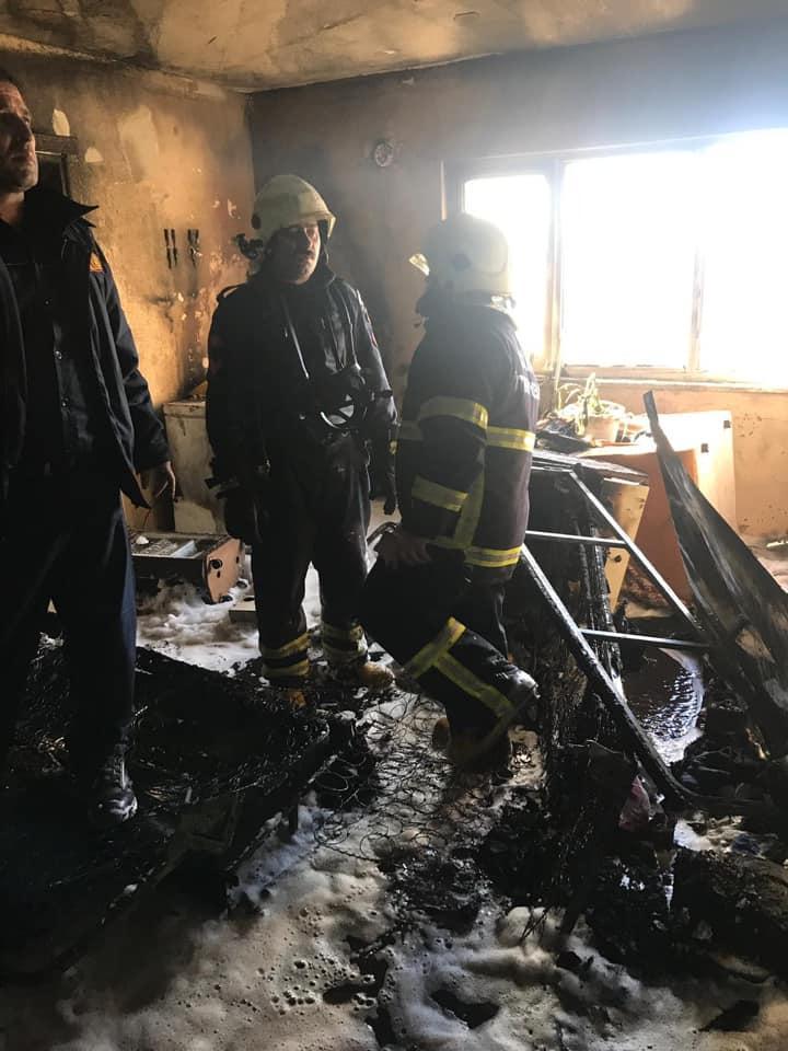 Kiliste yangın; apartmanda mahsur kalan 14 kişi kurtarıldı
