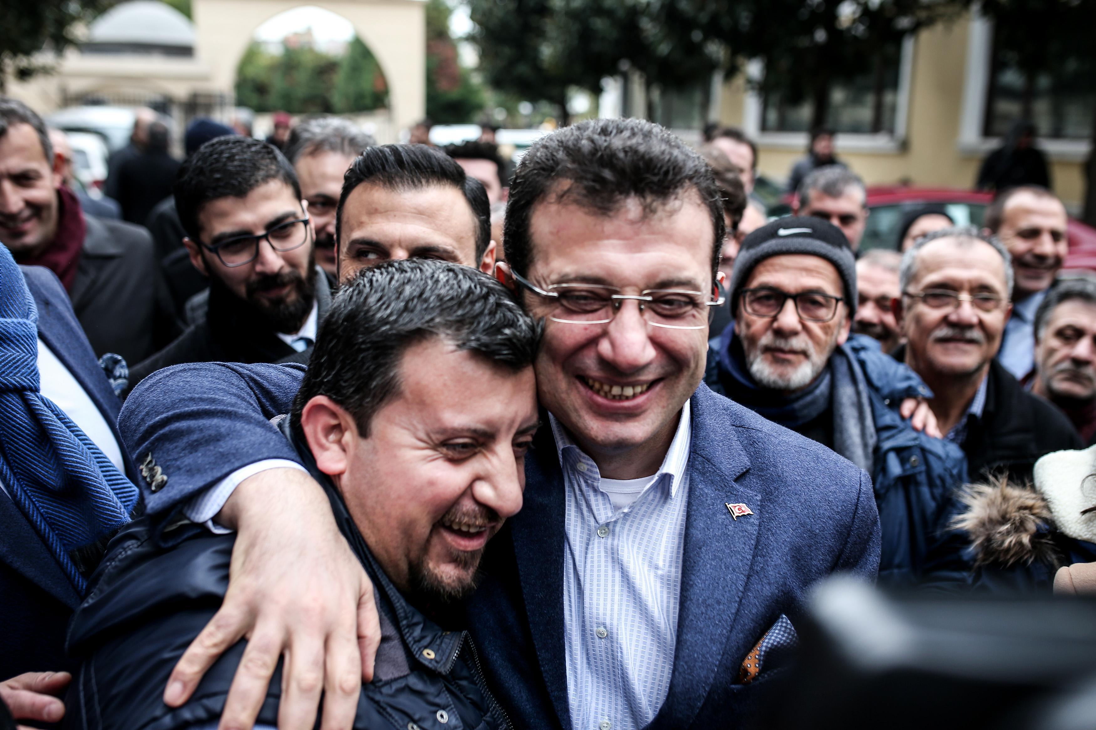 İmamoğlundan Bahçelievlerde esnaf ziyaretleri