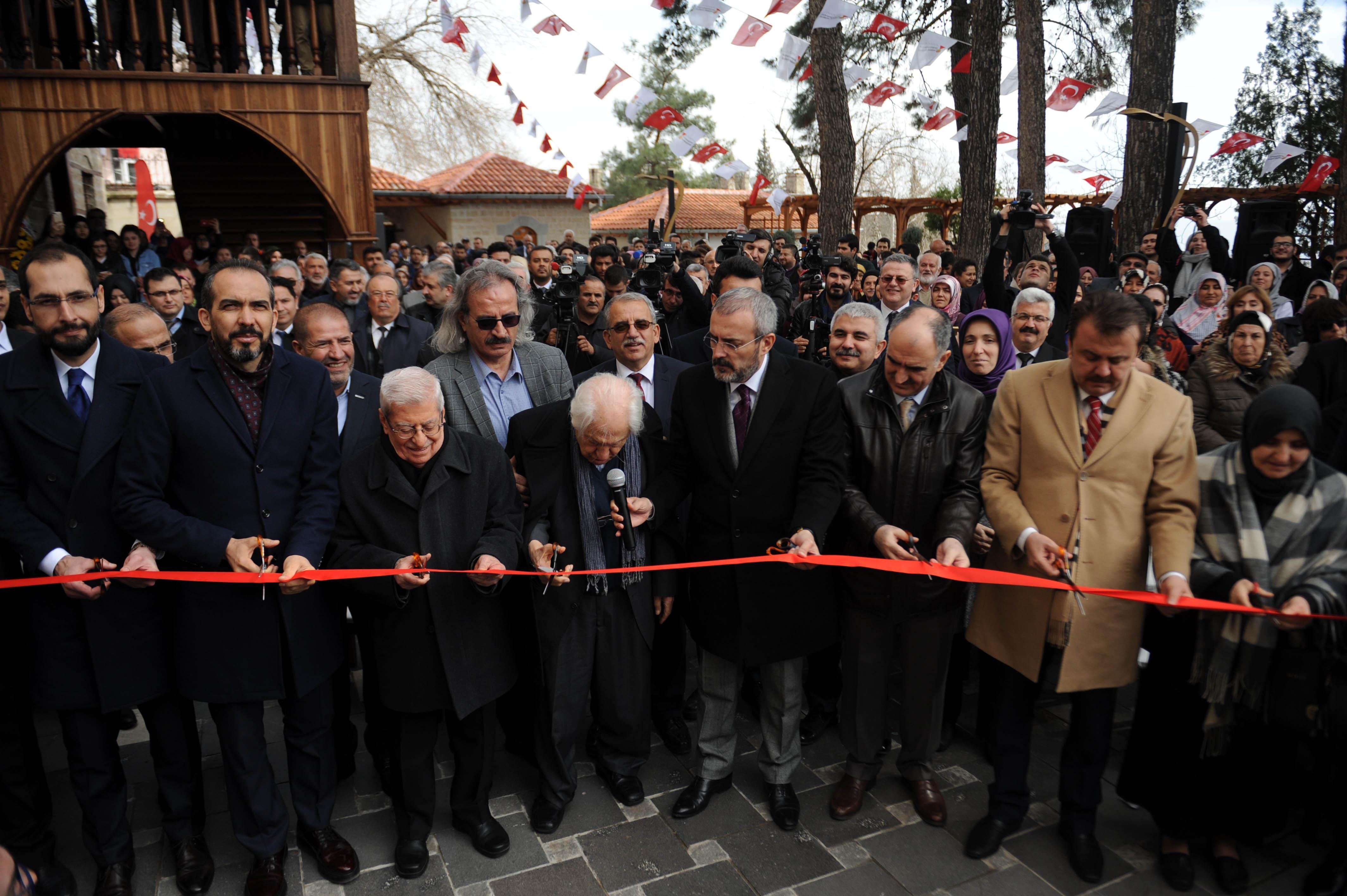 7 Güzel Adam Edebiyat Müzesi törenle açıldı