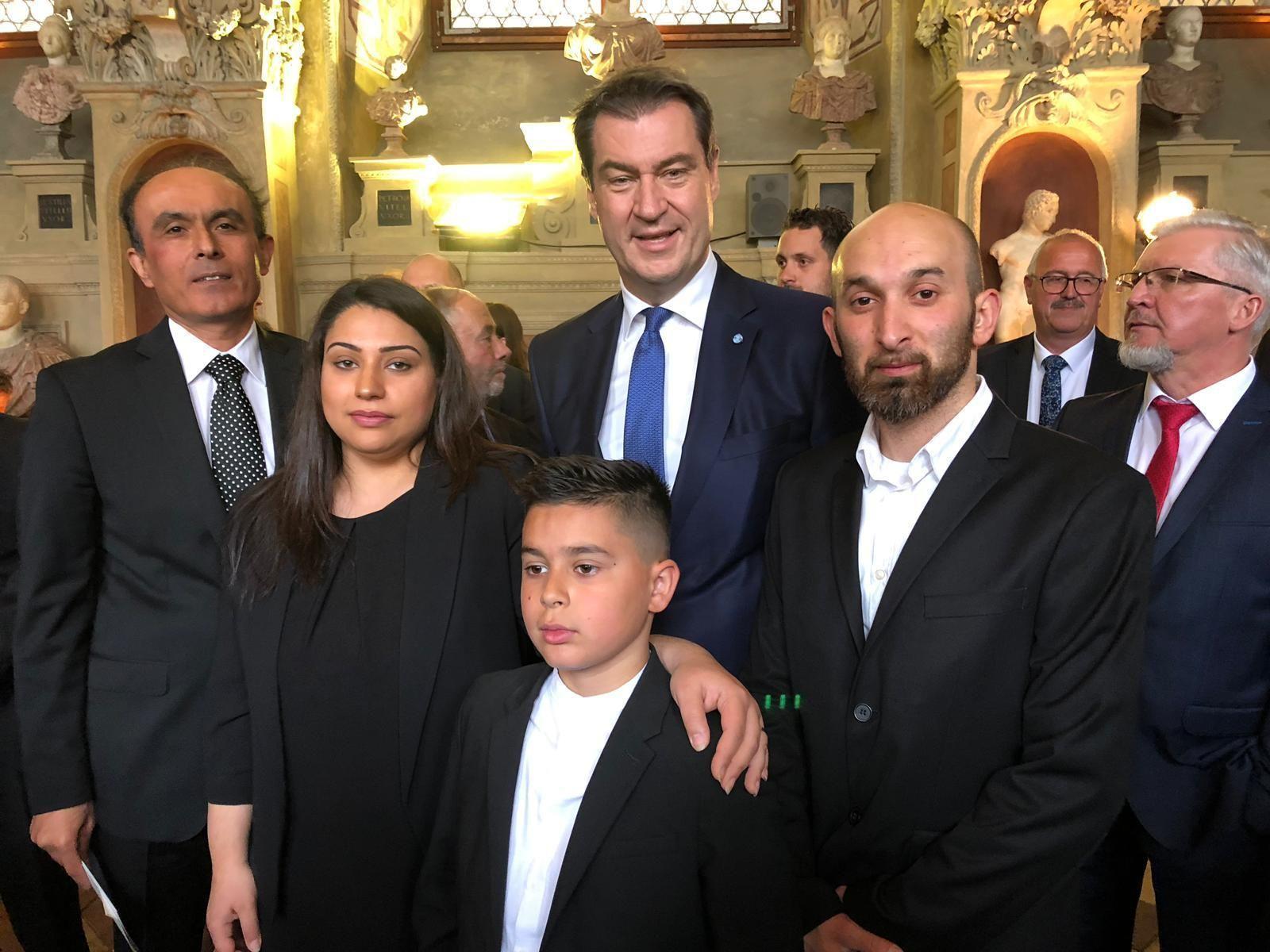 Kardeşini yanan araçtan kurtaran ‘Kahraman Kenan’a madalya