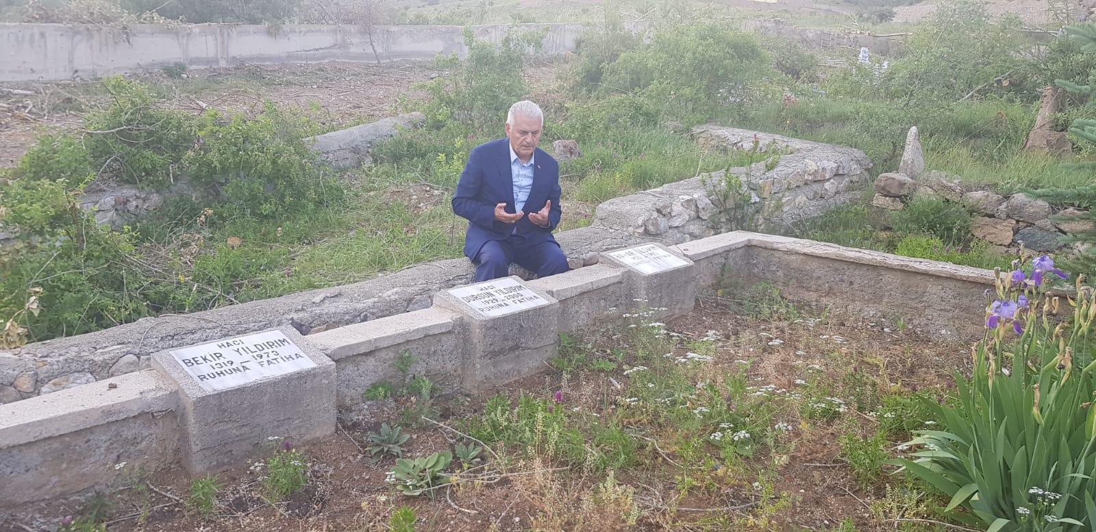 Binali Yıldırımdan baba ocağına sürpriz ziyaret