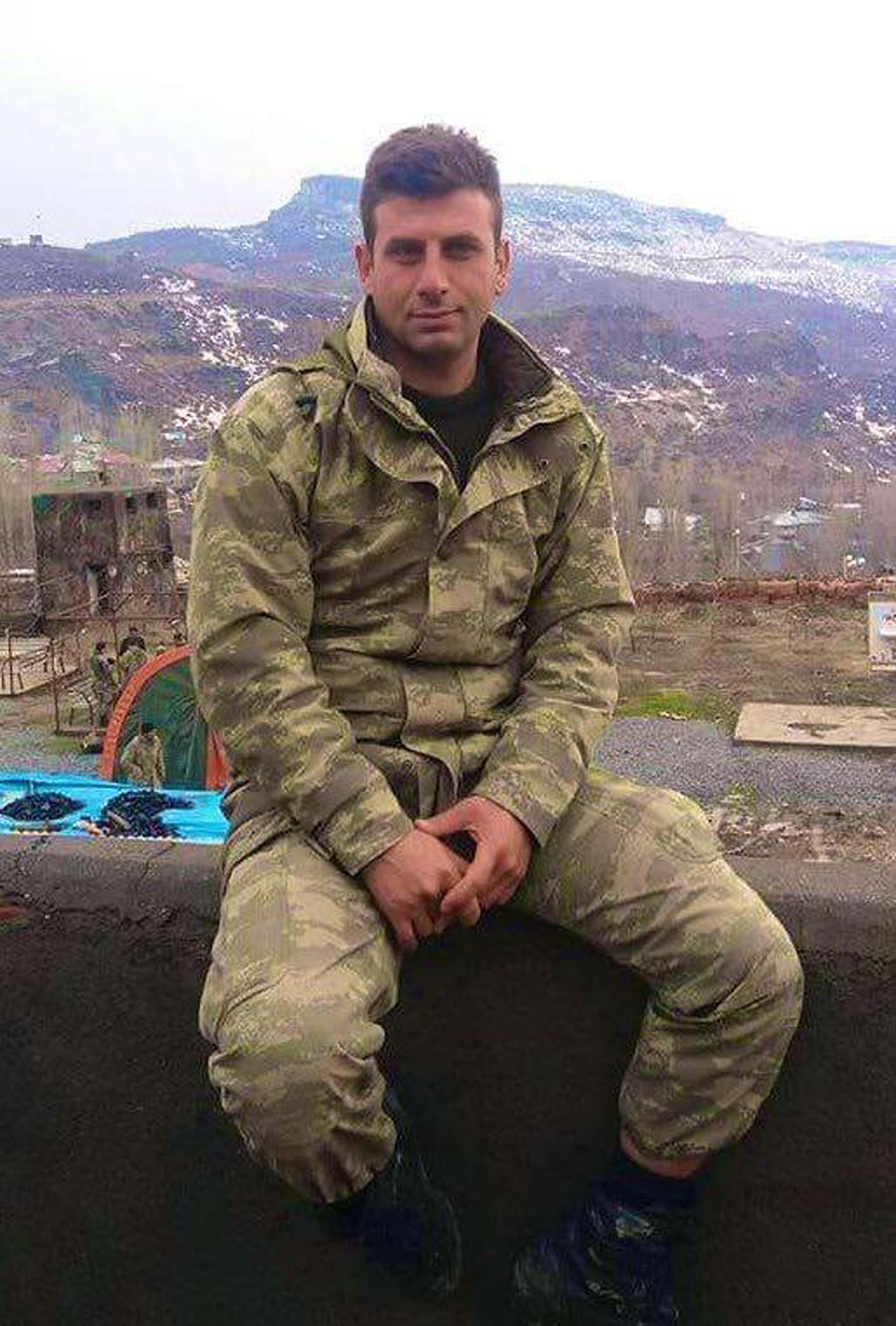 Silopide PKKlı teröristlerle çatışma: 3 şehit, 1 yaralı