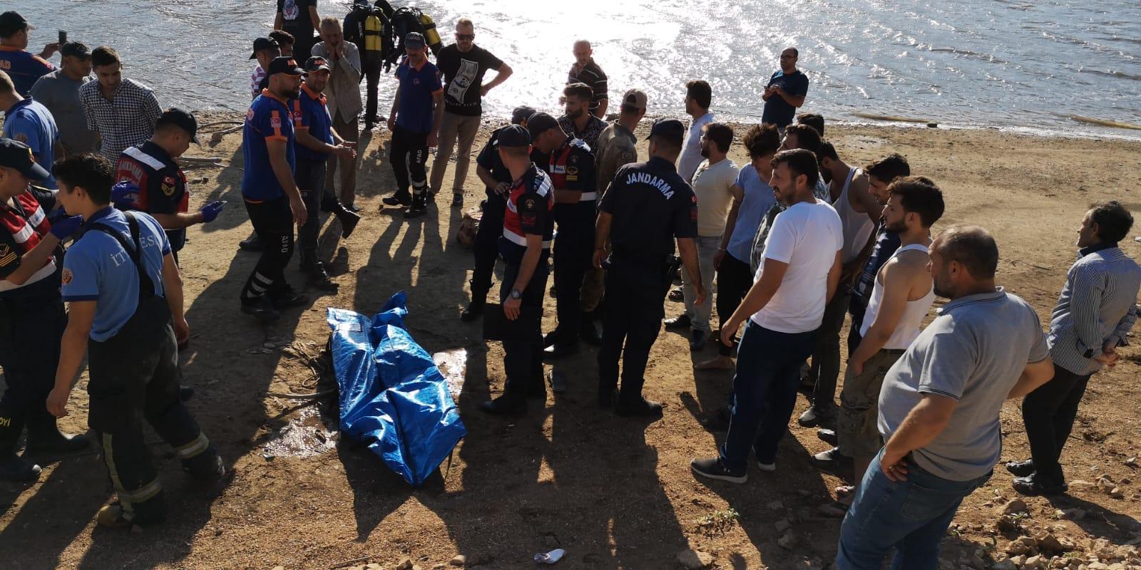 Dakikalar önce bu görüntüleri çekmişti Yıkıldılar