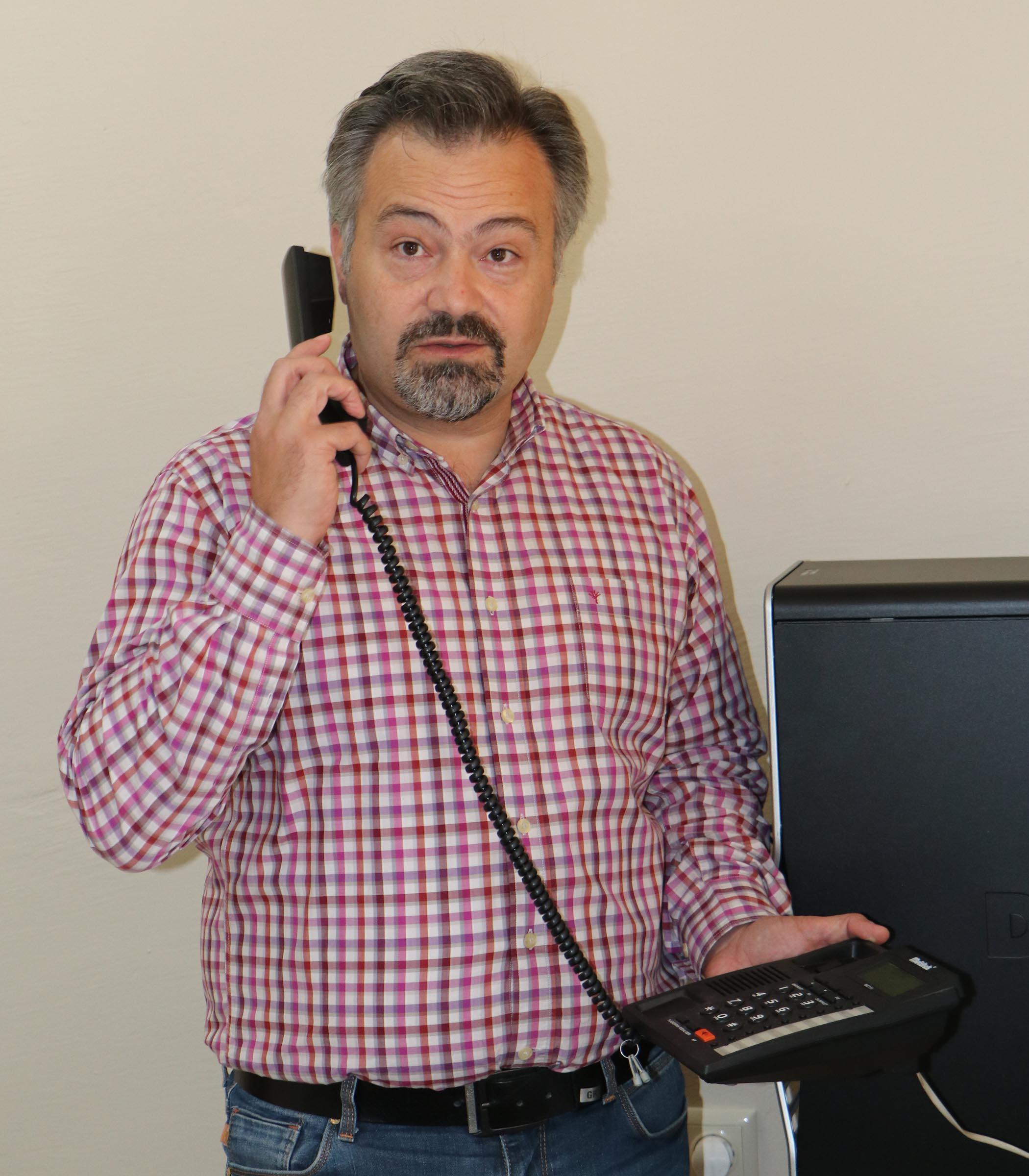 Doç. Dr. Çavuşoğlu: Yıldırım düştüğünde kablolu cihaz kullanmayın