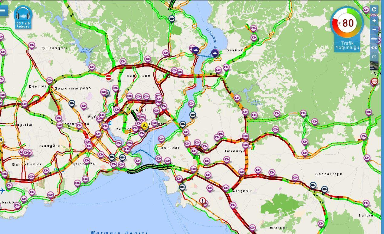 İstanbulda trafik kilit Yoğunluk yüzde 80e ulaştı