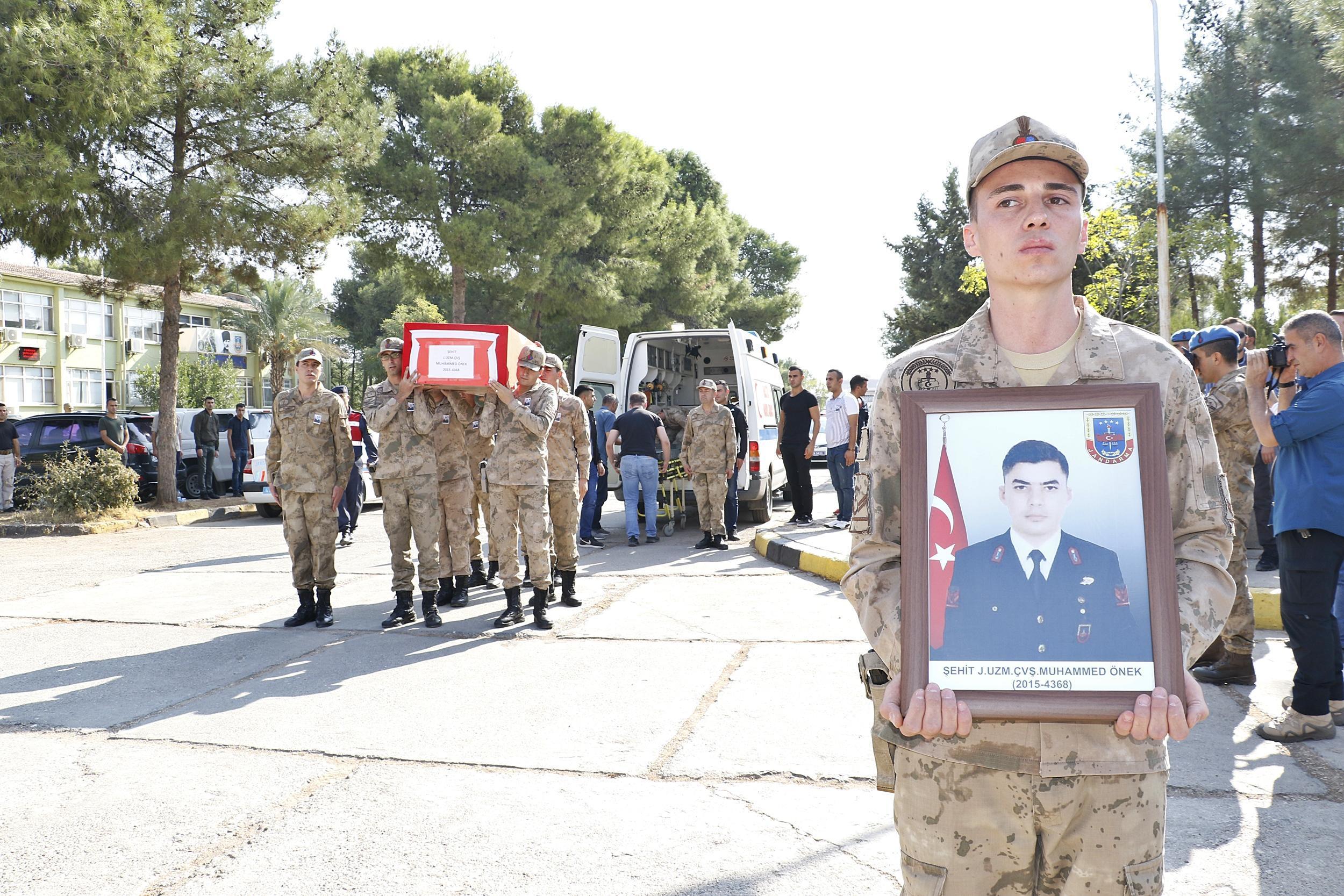 Mardinde PKKlı teröristlerle çatışma: 1 asker şehit
