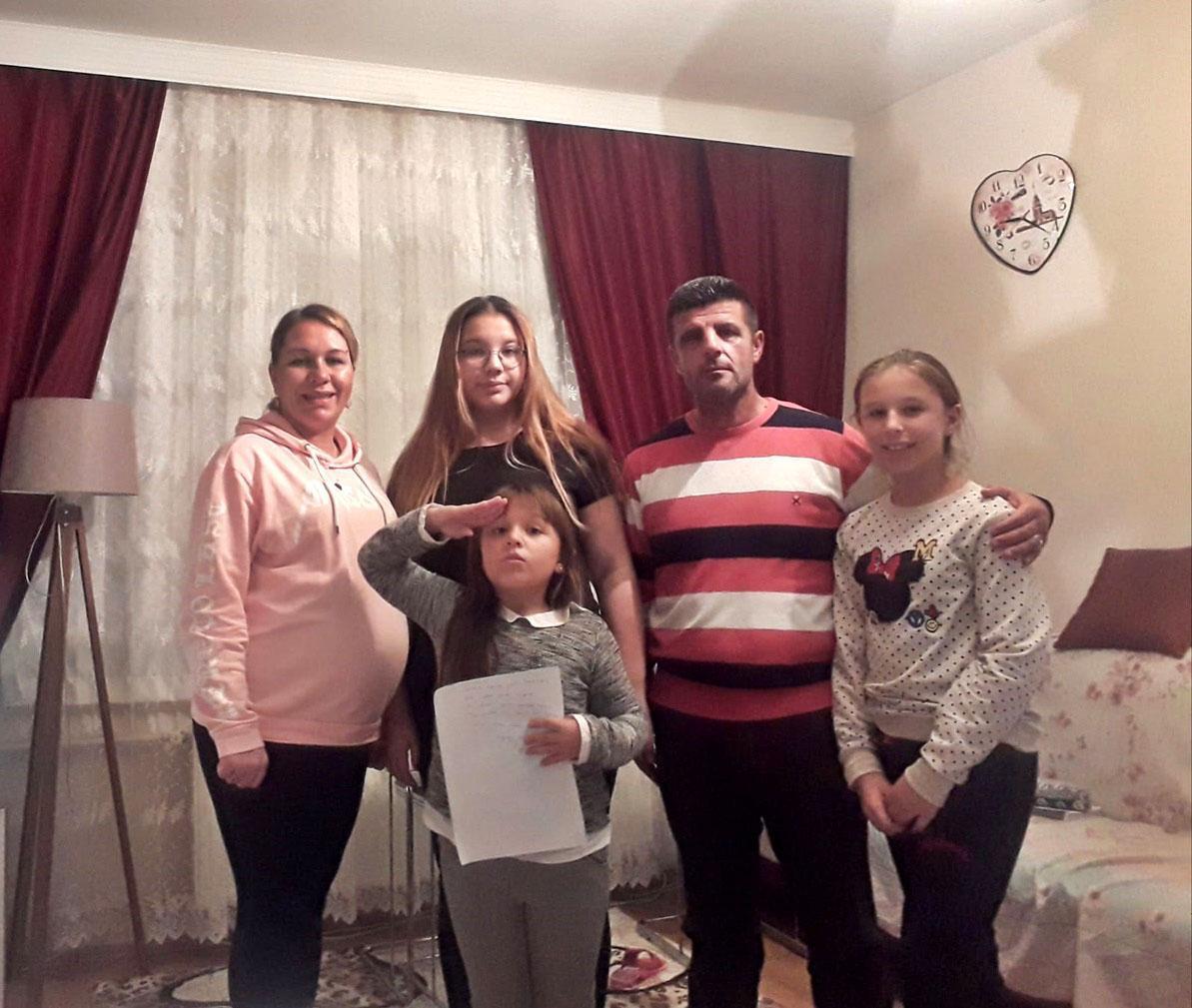 8 yaşındaki Aybilge, askere gitmek için dilekçe verdi