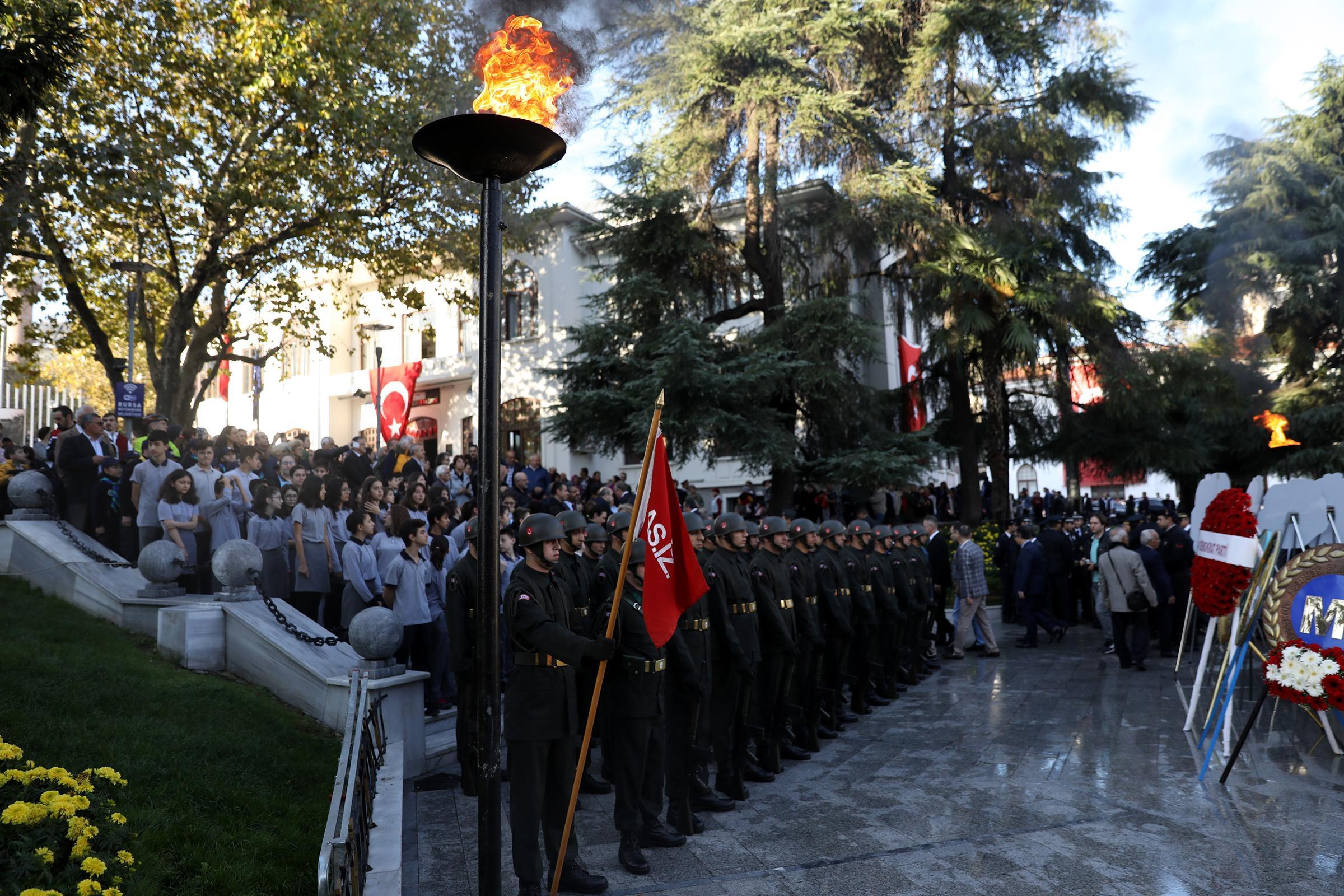 Atatürk 81inci ölüm yıl dönümünde anıldı