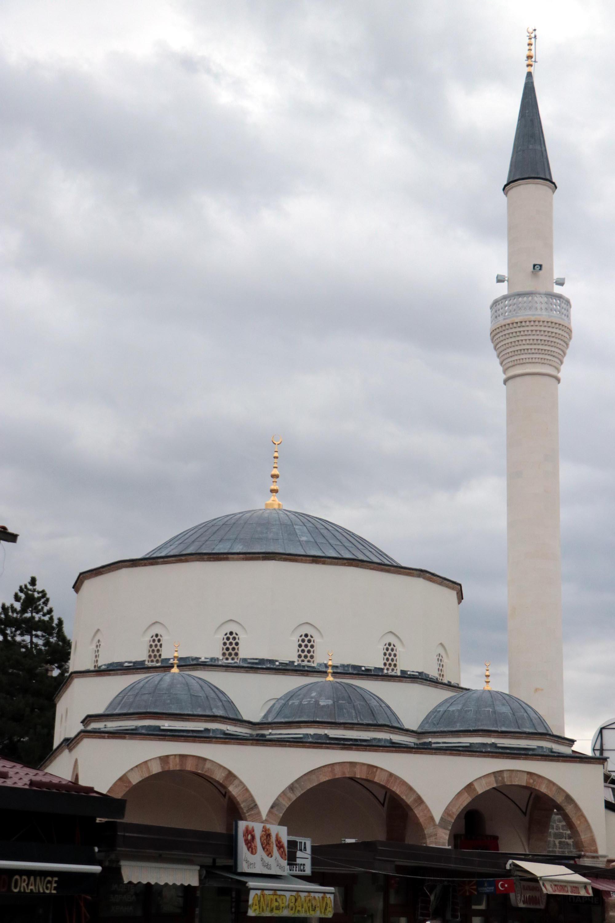 Türkiyenin restore ettirdiği Makedonyadaki cami, törenle açıldı