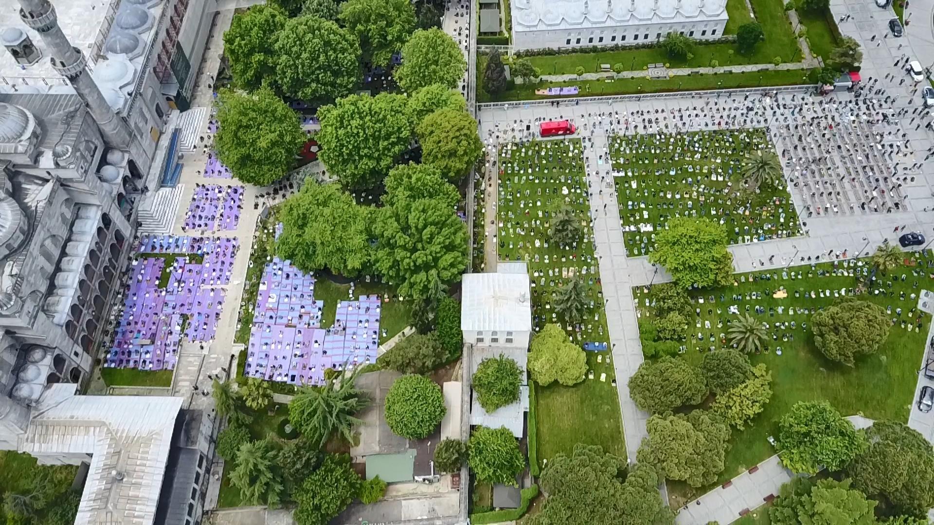 74 gün sonra ilk Cuma namazı