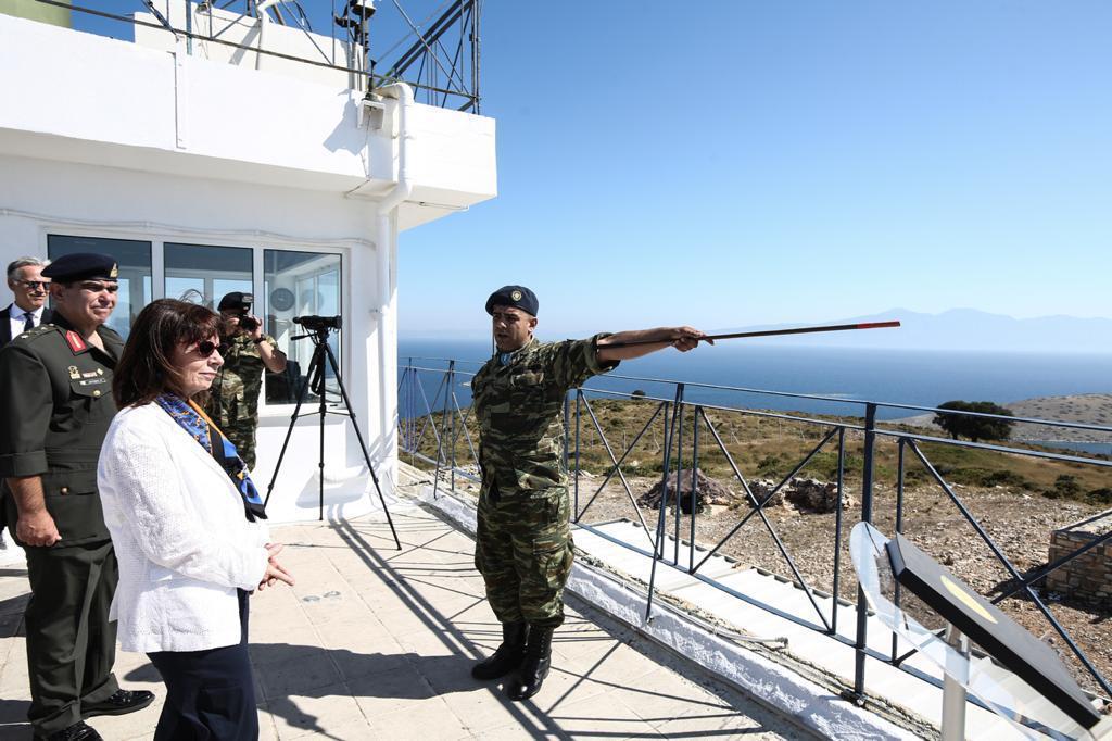 Yunan Cumhurbaşkanından tahrik: Eşek Adasını ziyaret etti