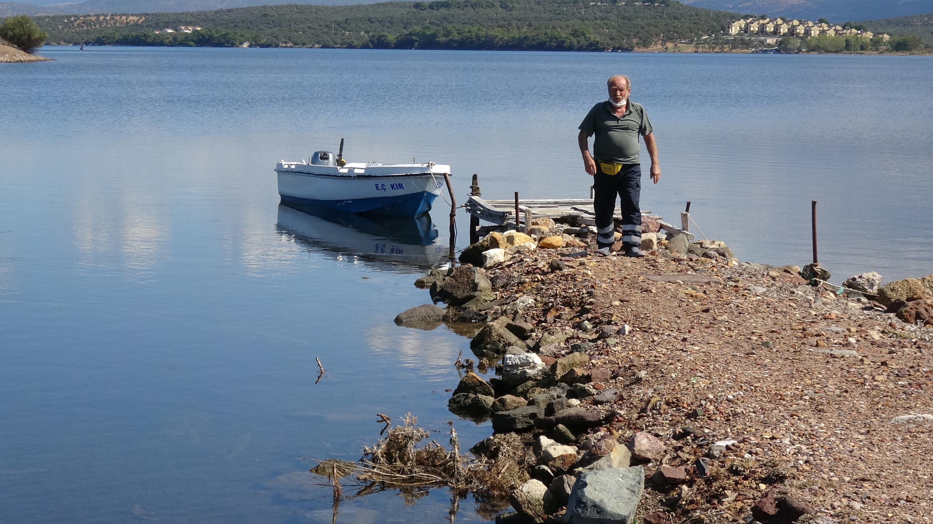 Adı Hülya Avşar ile anılan adada, 17 yıldır Robinson hayatı yaşıyorlar