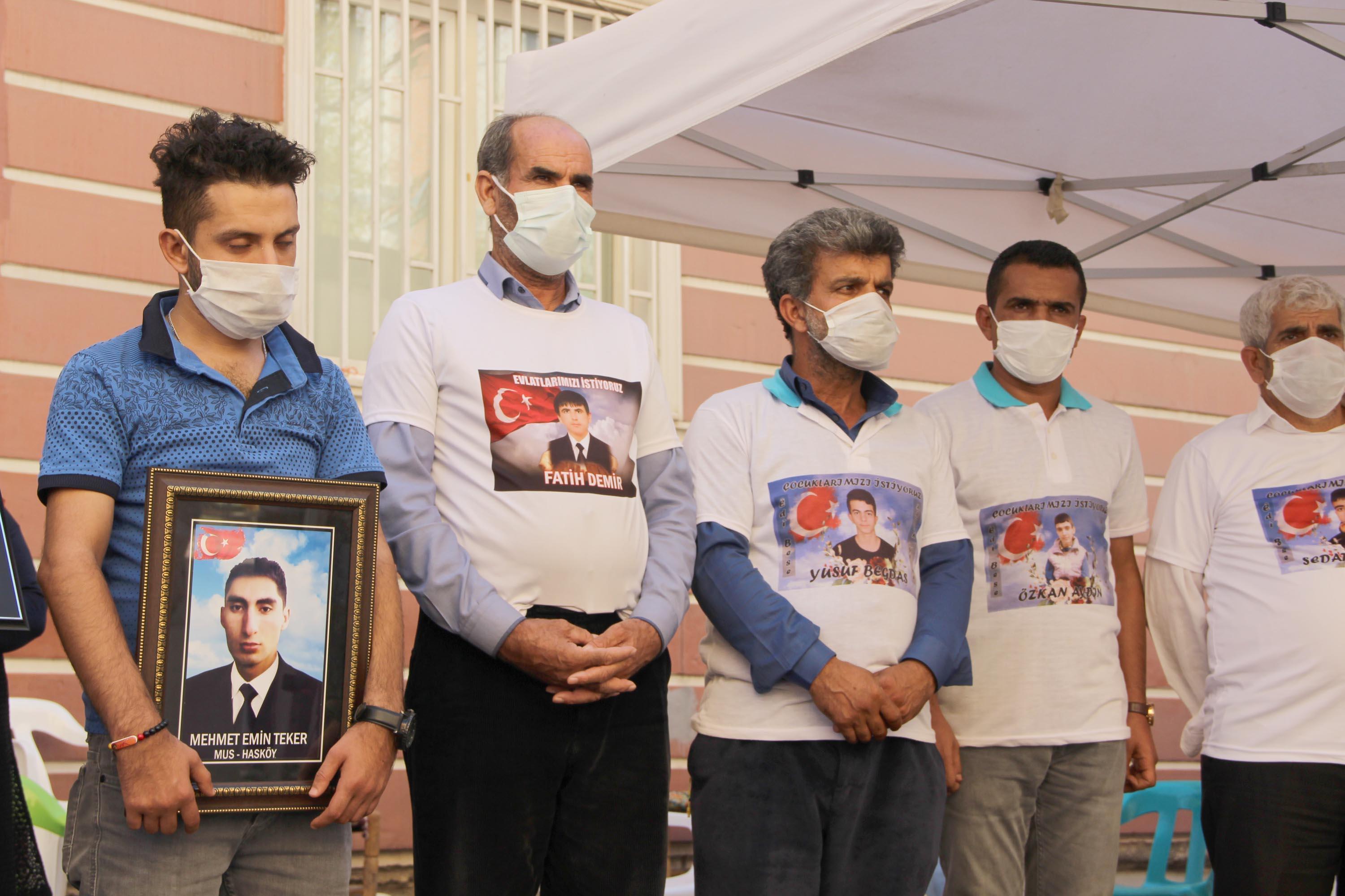 Evlat nöbeti tutan anne Biçer: Oğlumun silah zoruyla konuştuğunu çok iyi biliyorum