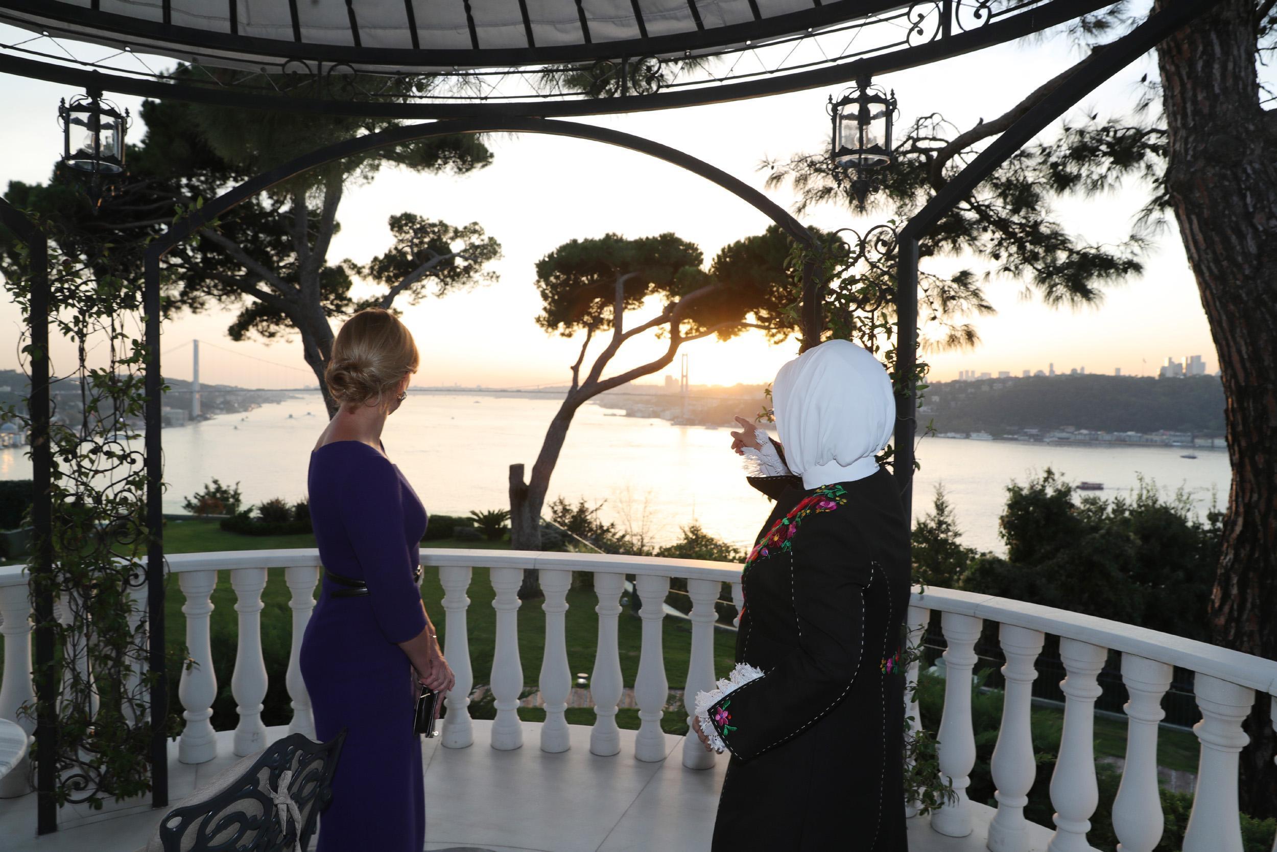 Emine Erdoğan Ukrayna Devlet Başkanının Eşi ile Vahdettin Köşkünde