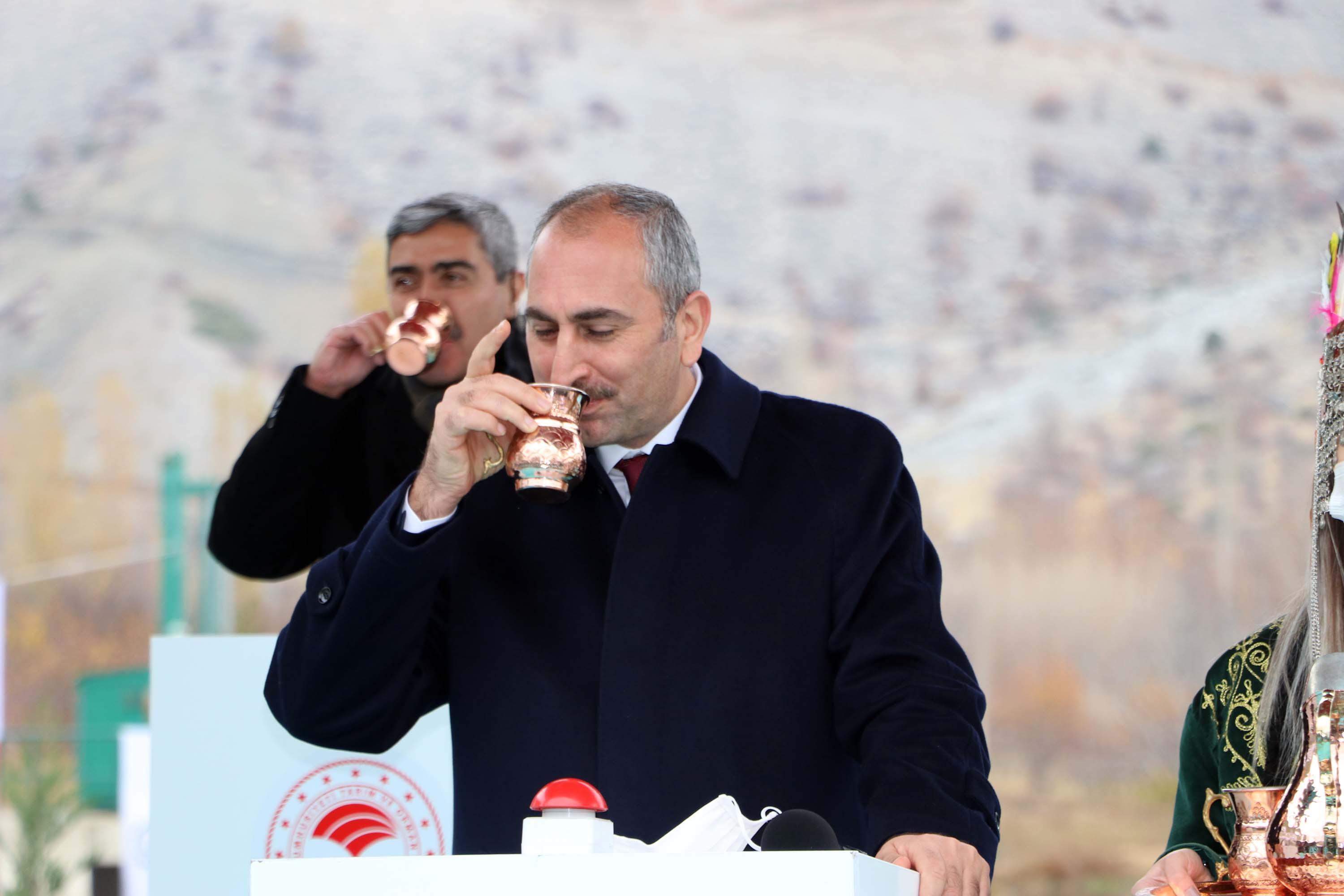 Erdoğan: Düzbağ İçmesuyu isale hattı, ülkemizin en büyük ikinci projesidir