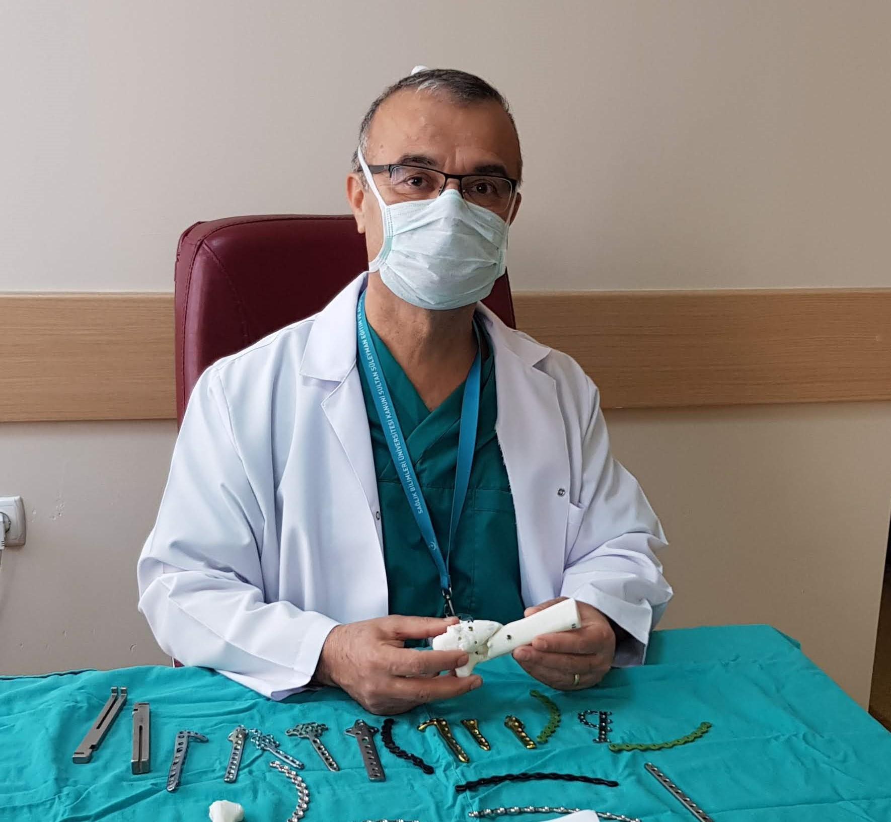 Türkiye’de ilk: Ameliyattan önce ameliyat provası ile kişiye özel kırık tedavisi