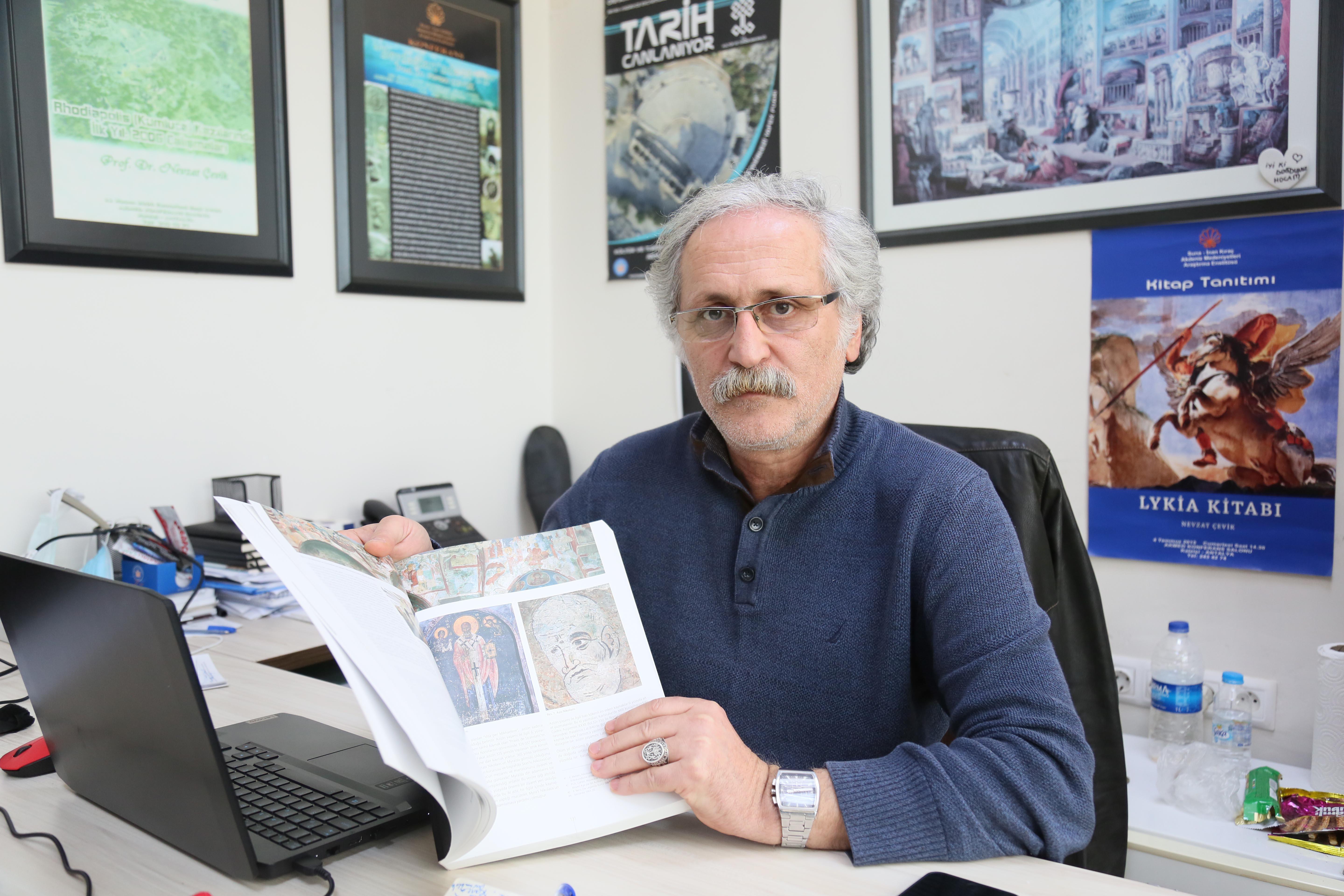 İşte Antalyalı Noel Babanın gerçek hikayesi