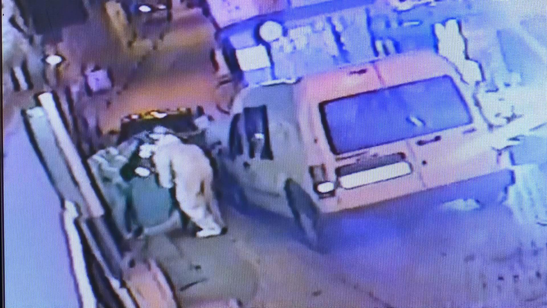 Bursada, sahte içkiden ölen kişinin son anları kamerada