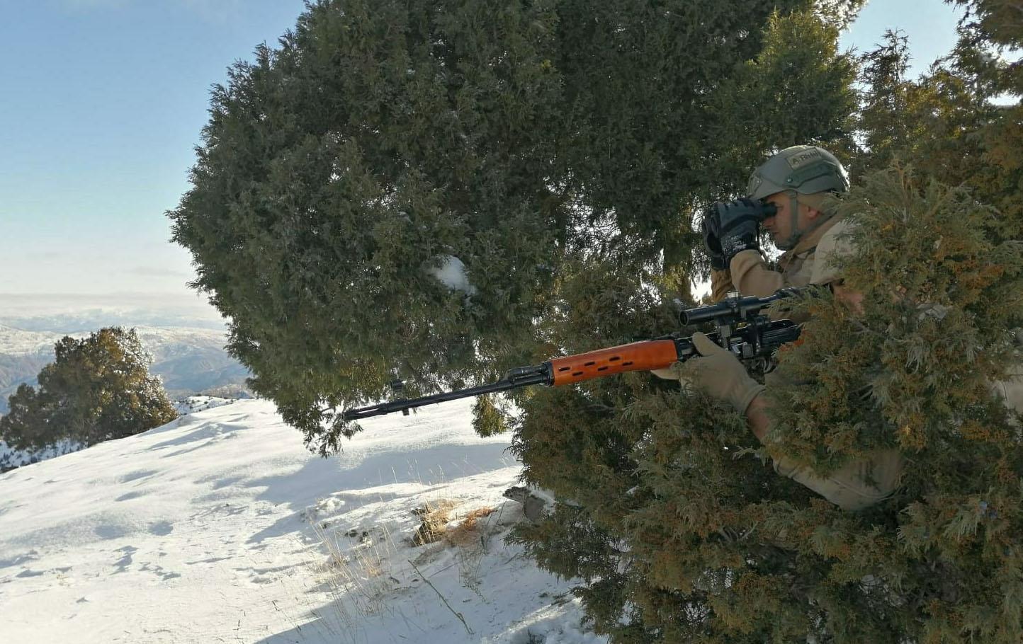 Sivasta komandoların operasyonları sürüyor