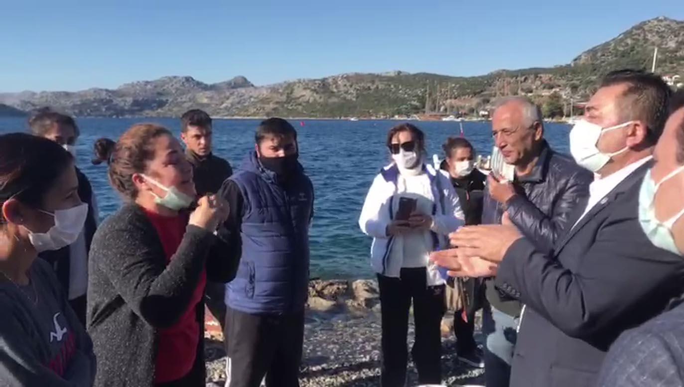 Marmariste kaçak yapıları yıkılanlardan CHPli vekile tepki: Her şeyimiz yıkılmış, gelmiş şov yapıyorsunuz