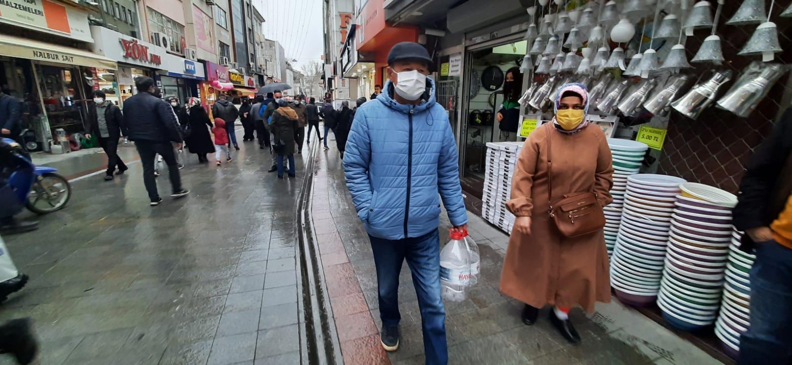 Kocaelide vatandaşlar 48 saat sürecek su kesintisine karşı önlem aldı