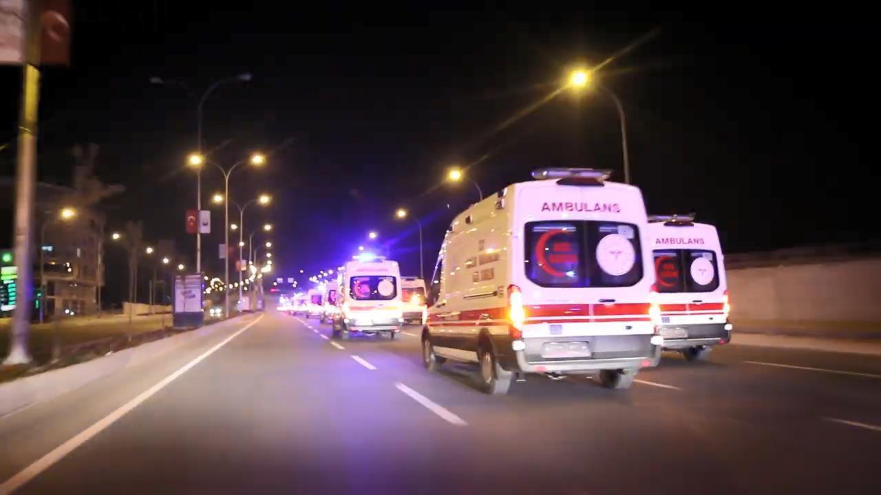 Şanlıurfa’ya siren çalarak giren 38 ambulans şoförüne soruşturma