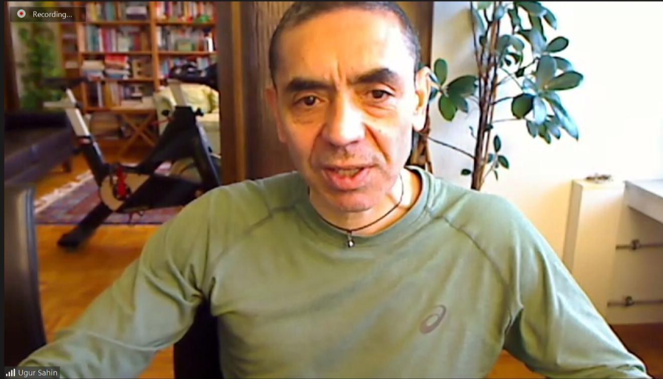 Bakan Koca, Prof. Dr. Uğur Şahin ile görüştü