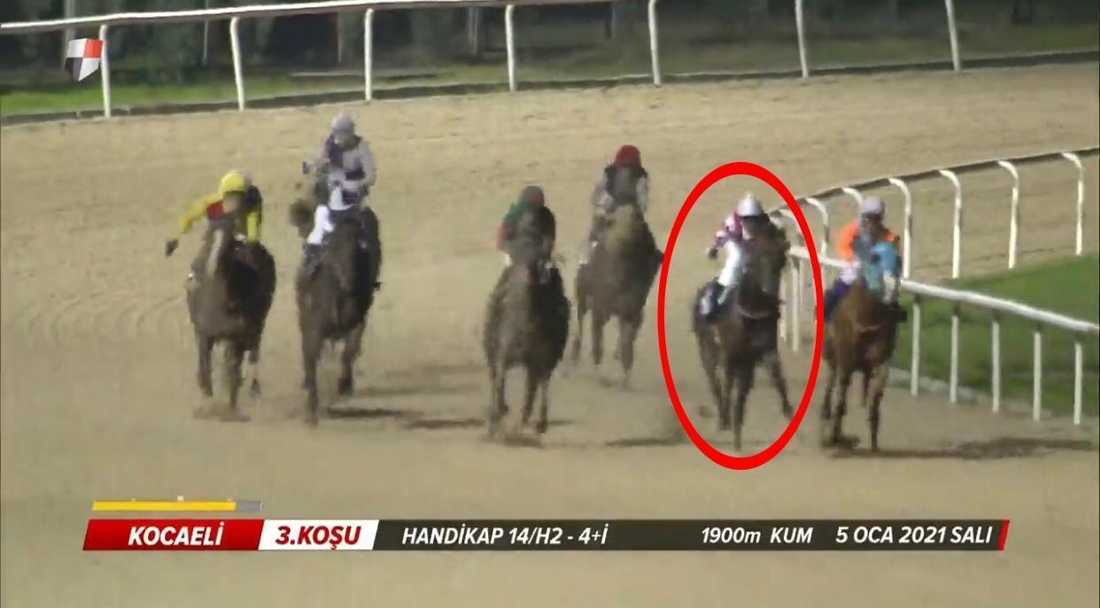 Kırbaç vurmadan yarış kazanan jokey Selim Kaya: Atların yıllarca canını acıtmışız