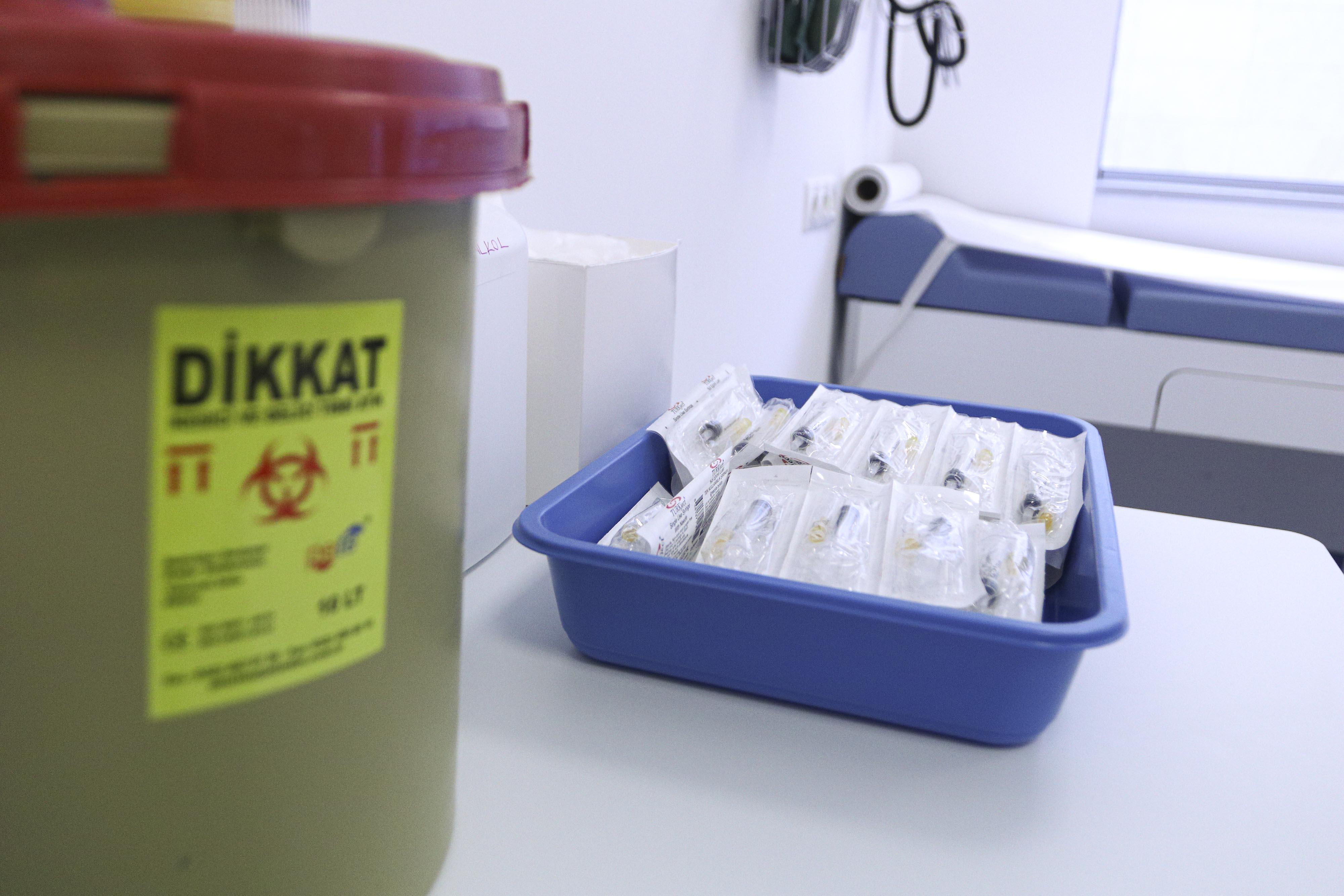 Ankara Şehir Hastanesinde 25 aşı uygulama odası oluşturuldu