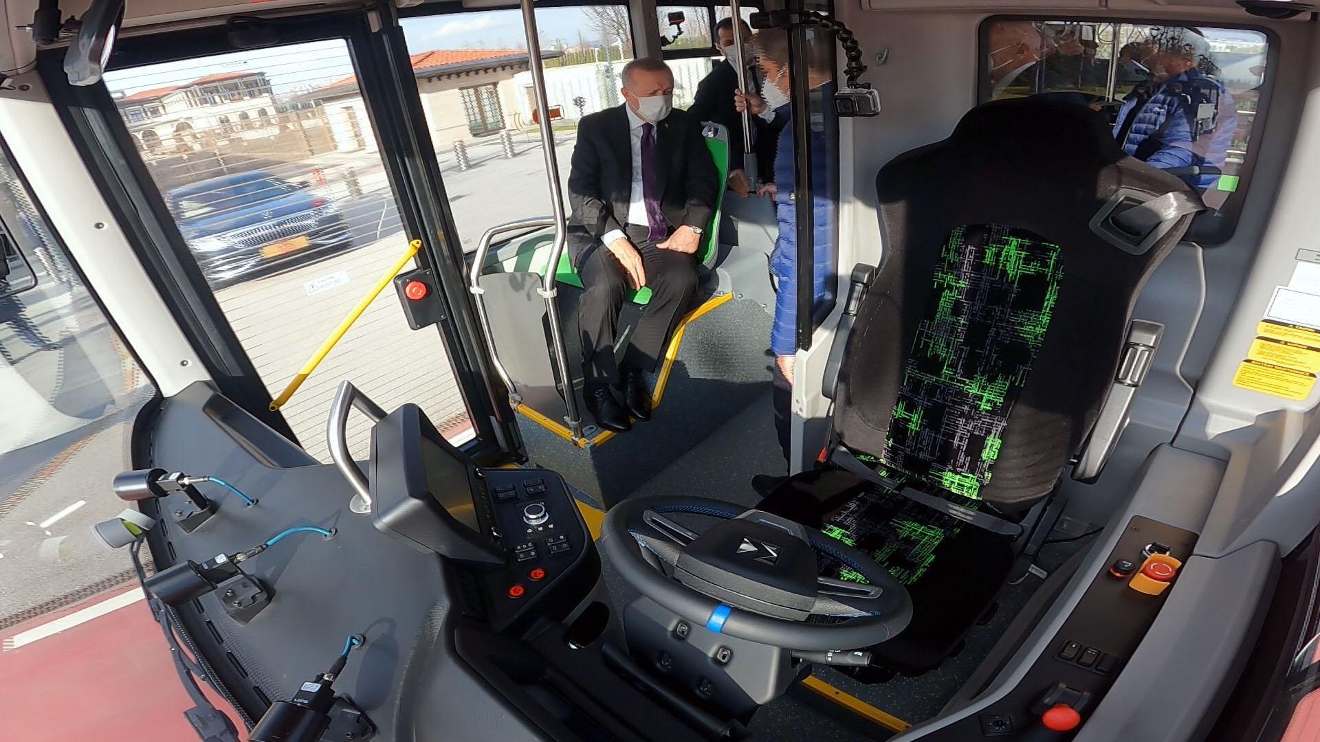 Elektrikli ve sürücüsüz otobüs Atak Electric tanıtıldı