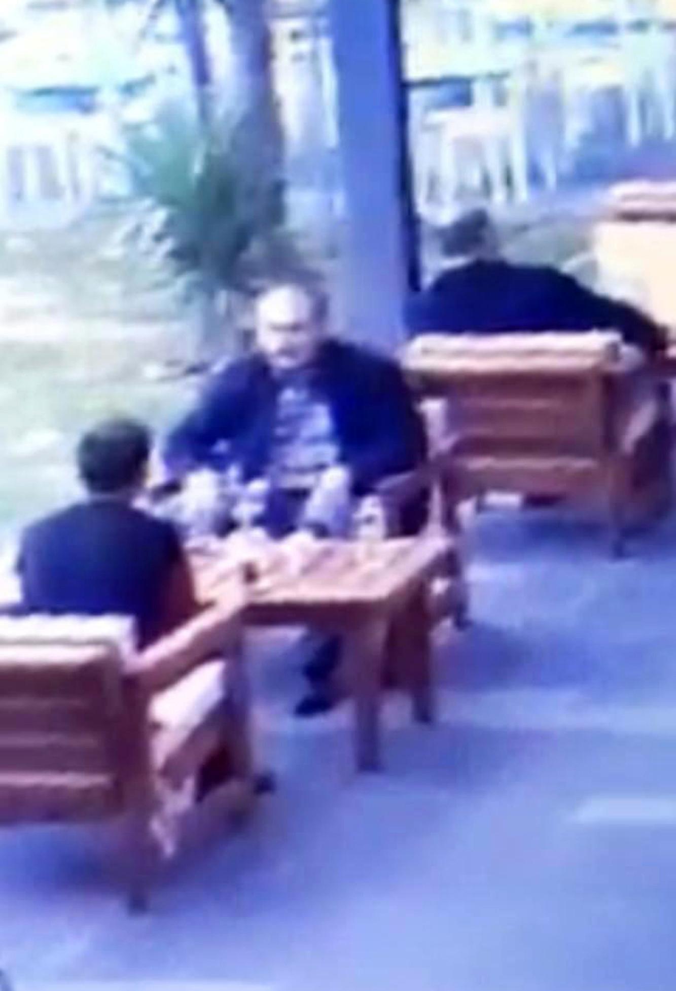 Fenomen Aresin başına, hepsi ölümcül 7 darbe vurulmuş